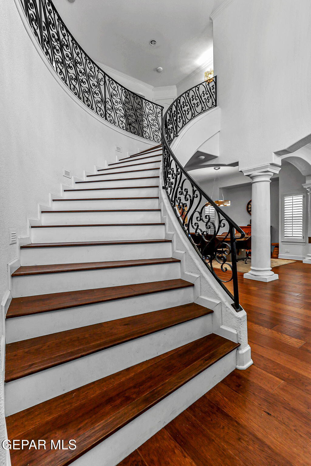 6528 Calle Placido Drive Property Photo 3