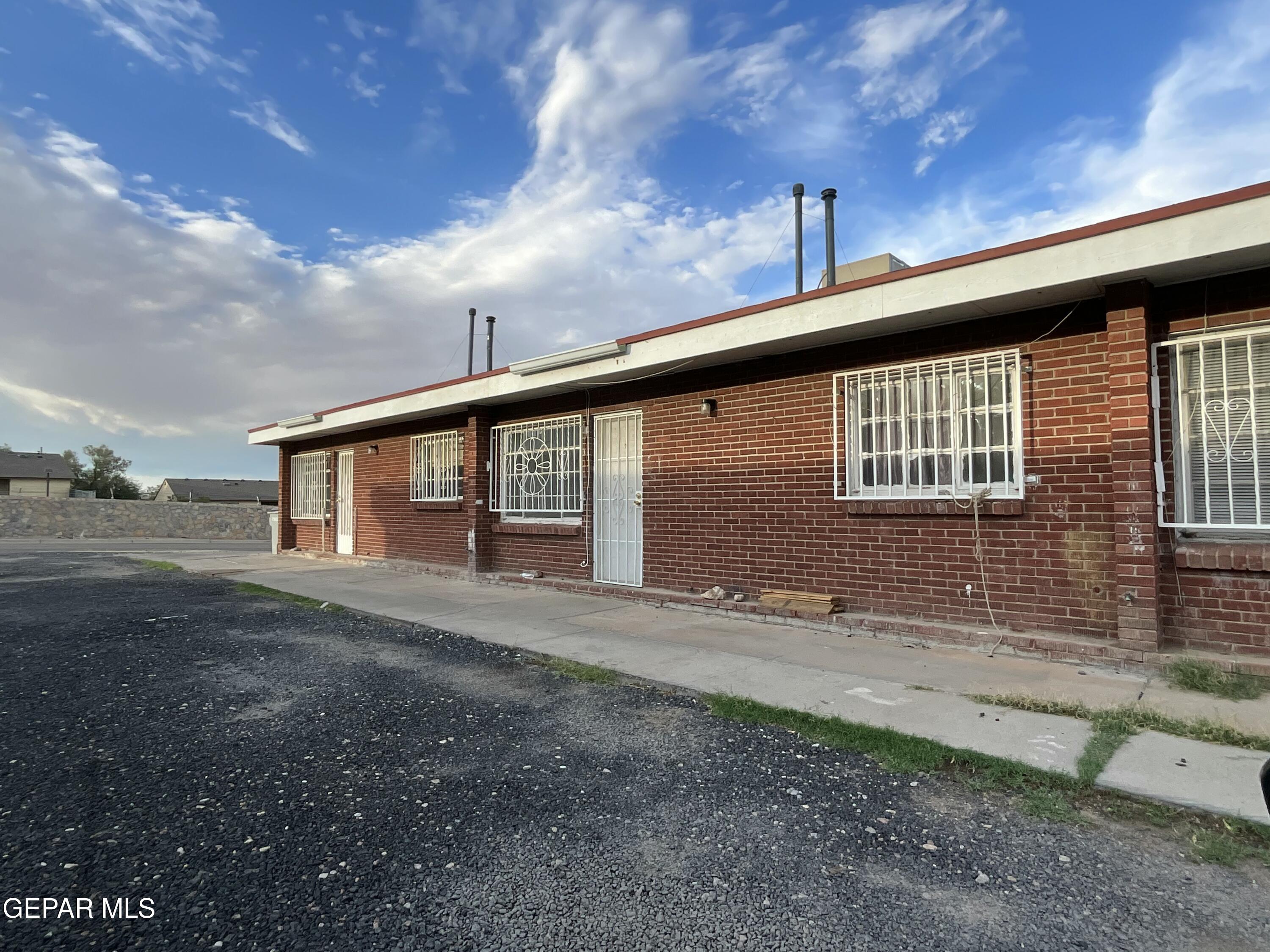 3812 Hayes Avenue, B Property Photo 1