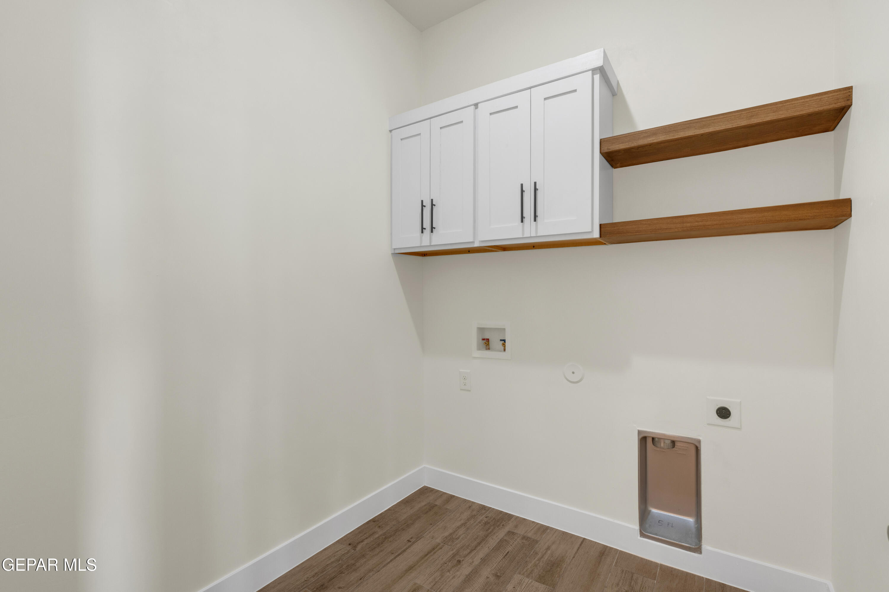 13397 Emerald Pearl Drive Property Photo 32