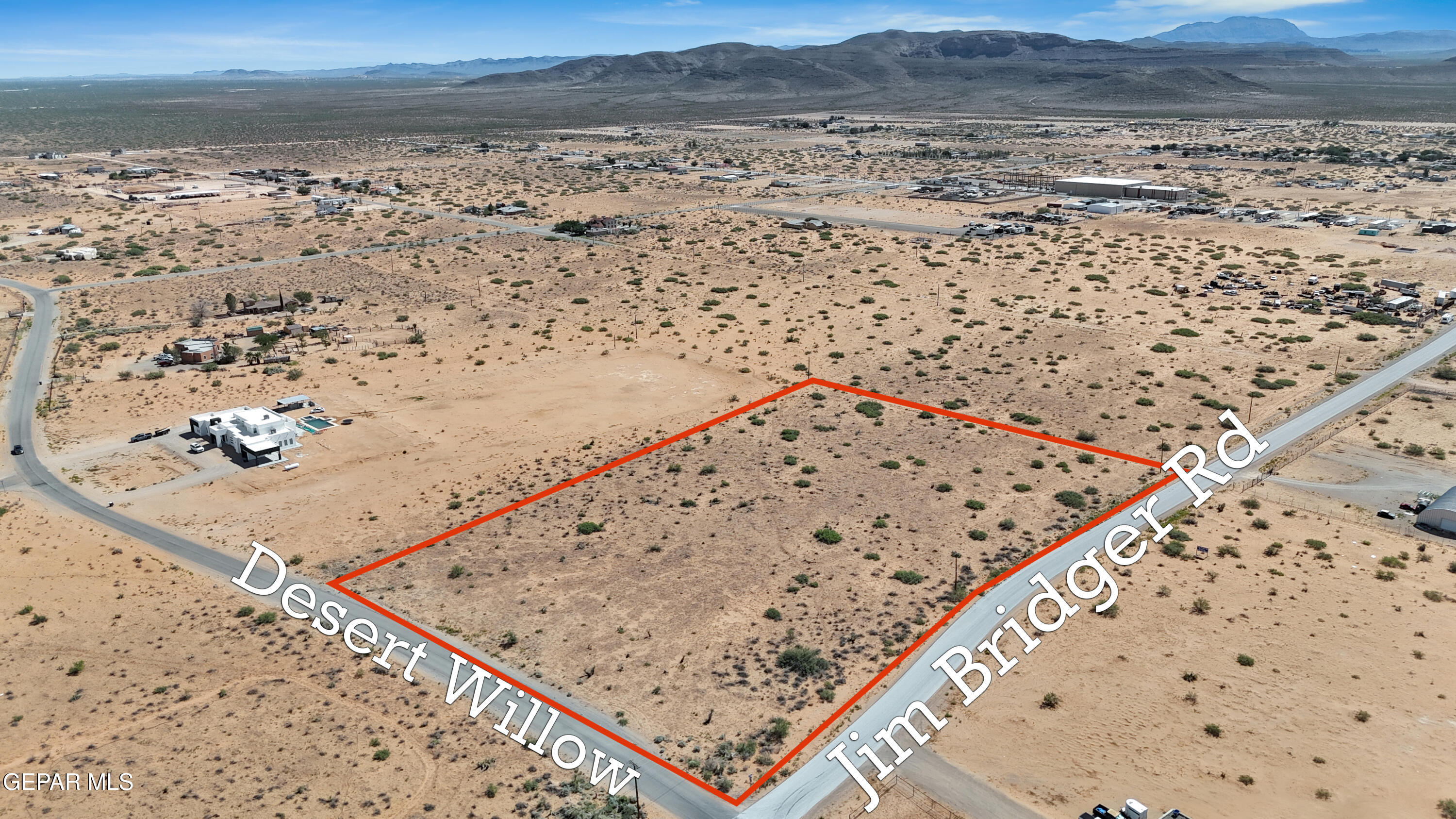 5700 Desert Willow Drive Property Photo 3