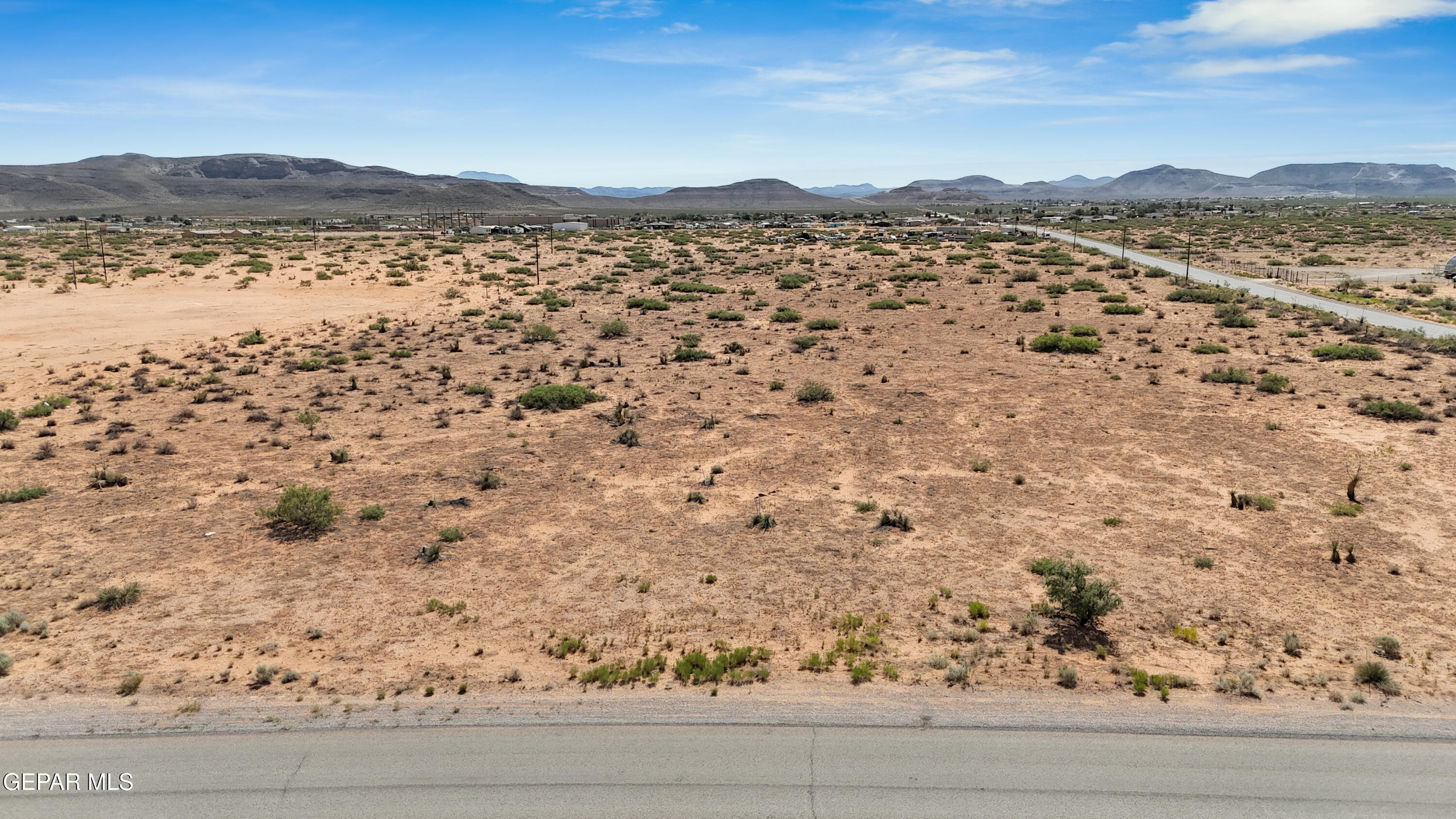 5700 Desert Willow Drive Property Photo 12