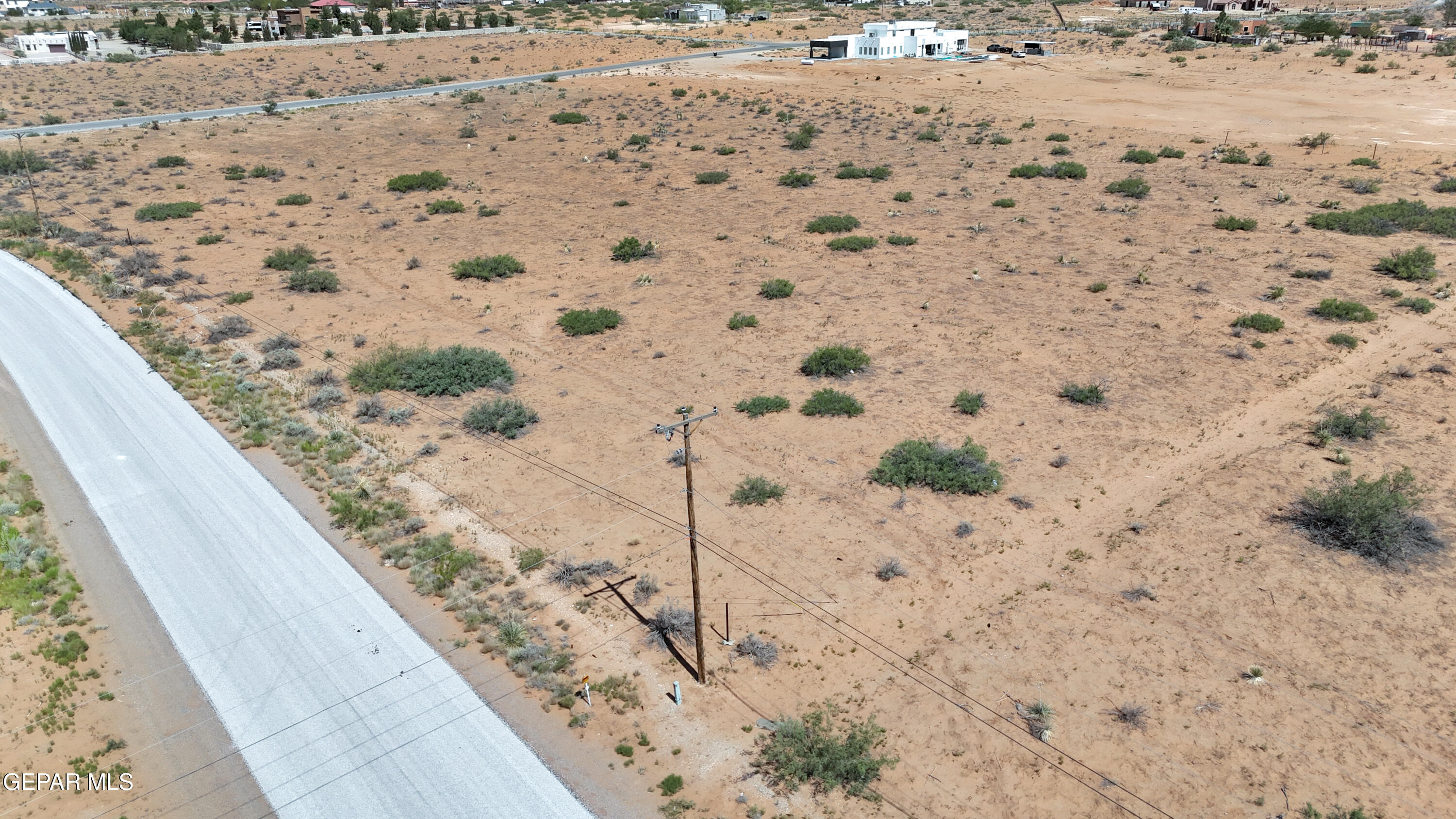 5700 Desert Willow Drive Property Photo 16
