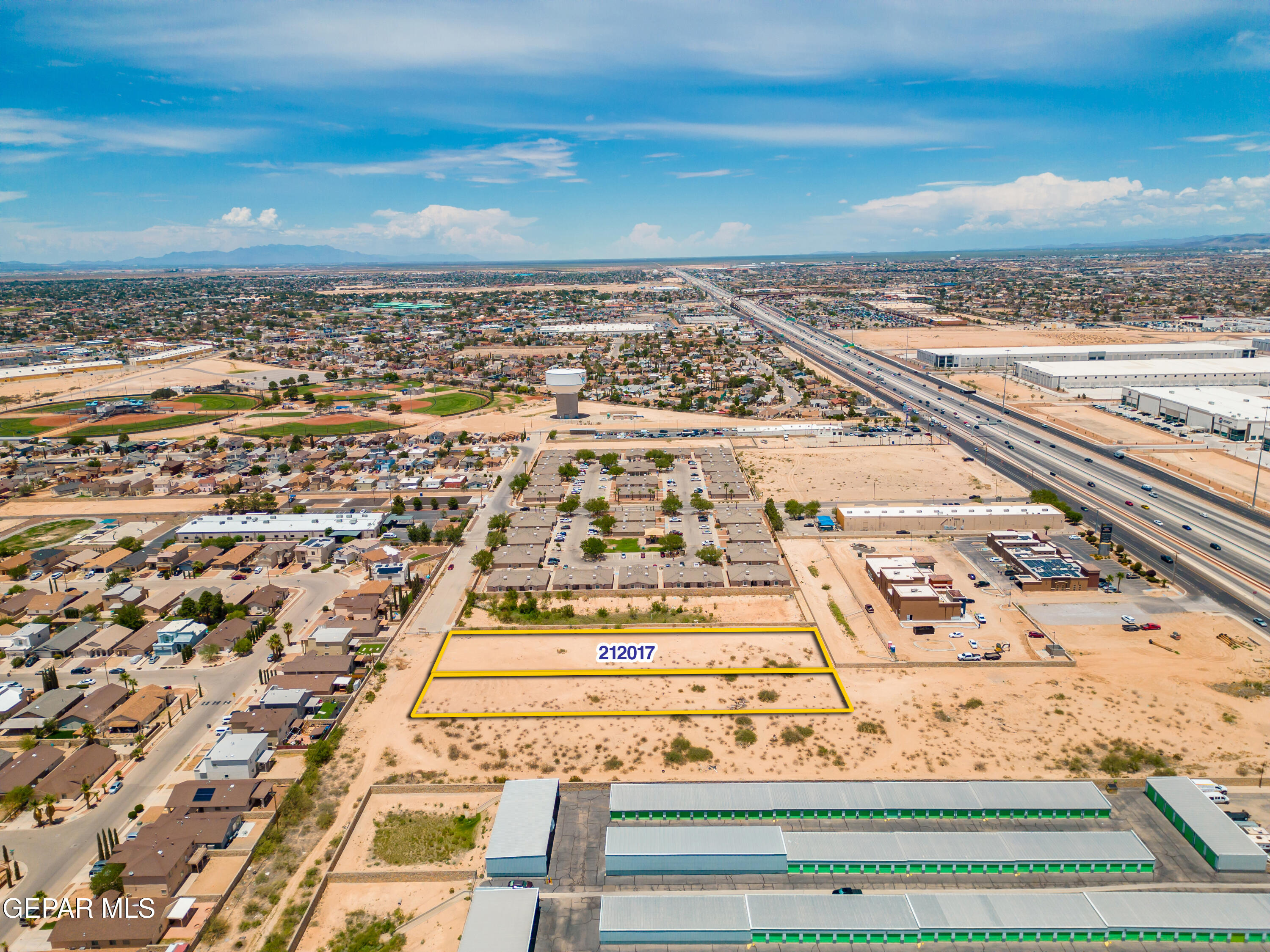 Pn212017 Bob Hope Drive Property Photo 13