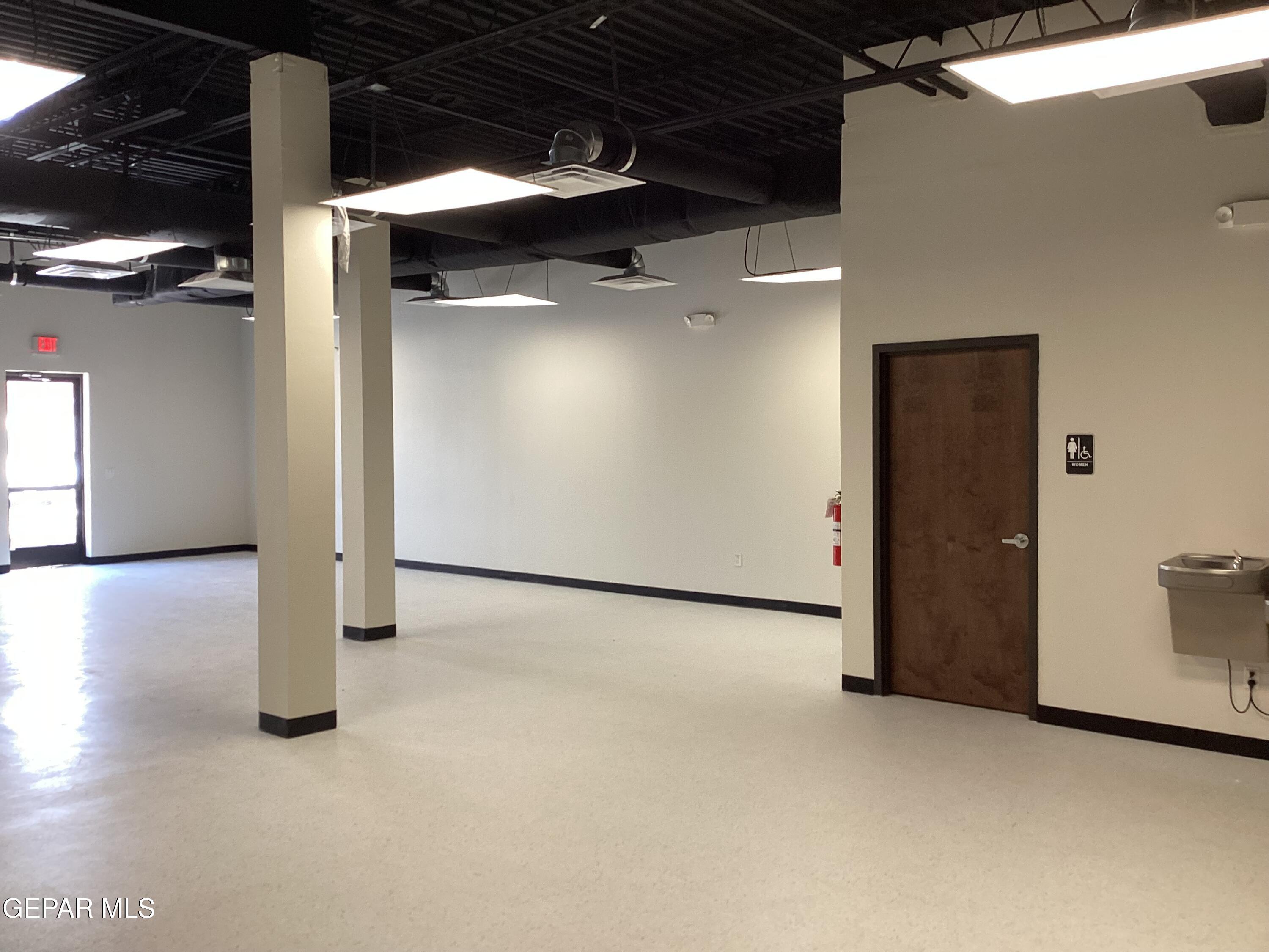 5740 Cleveland Avenue, B Property Photo 4