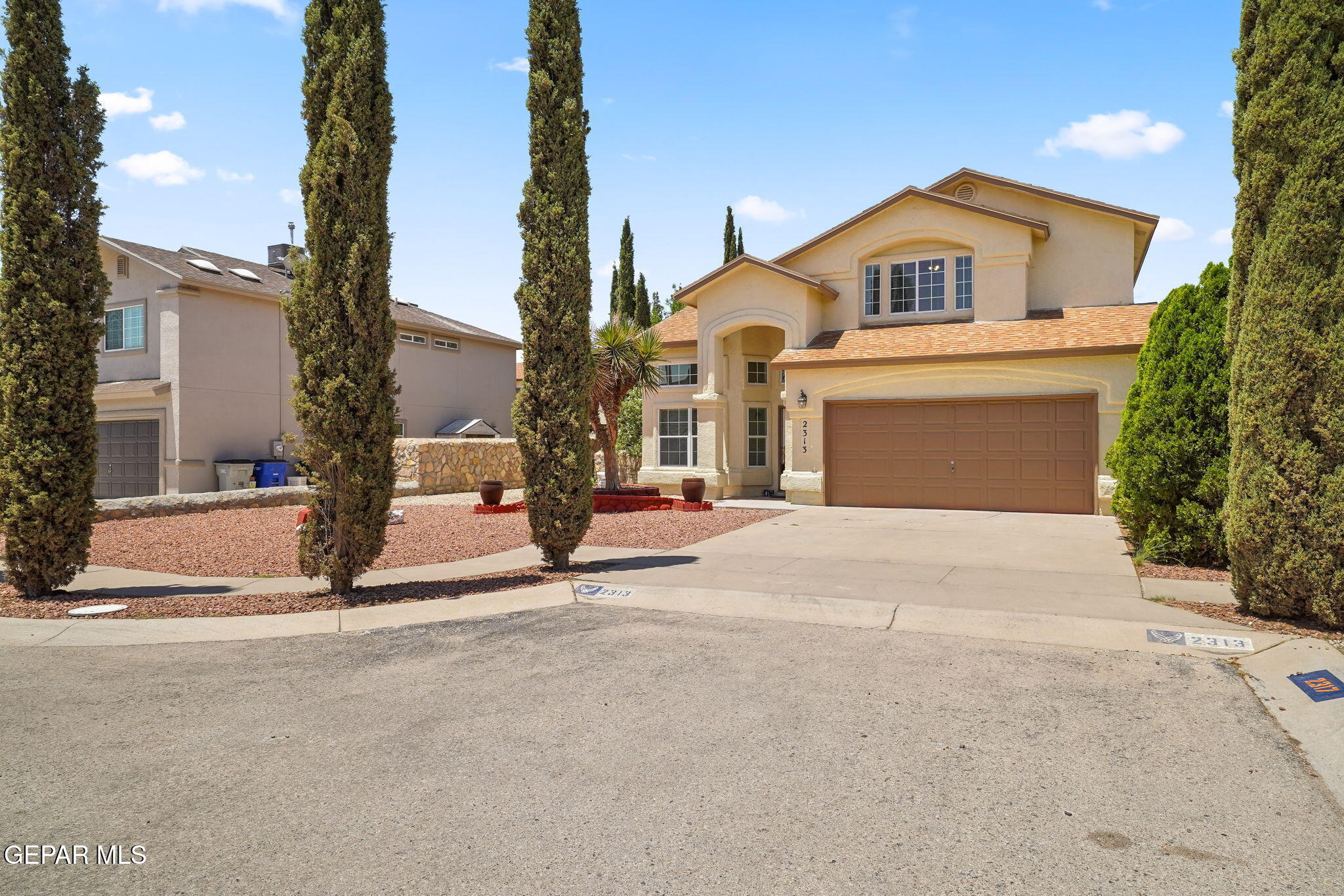 2313 Canopy Place Property Photo 2