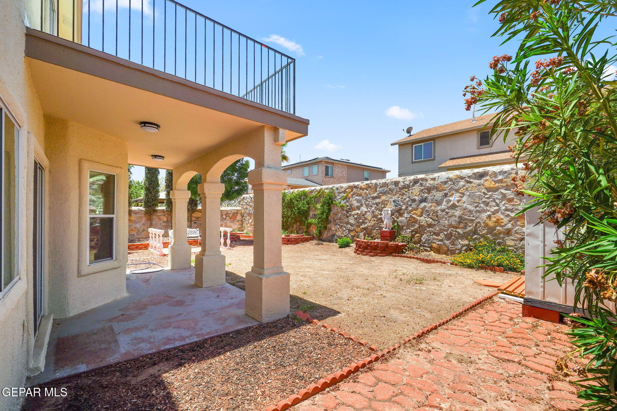 2313 Canopy Place Property Photo 39