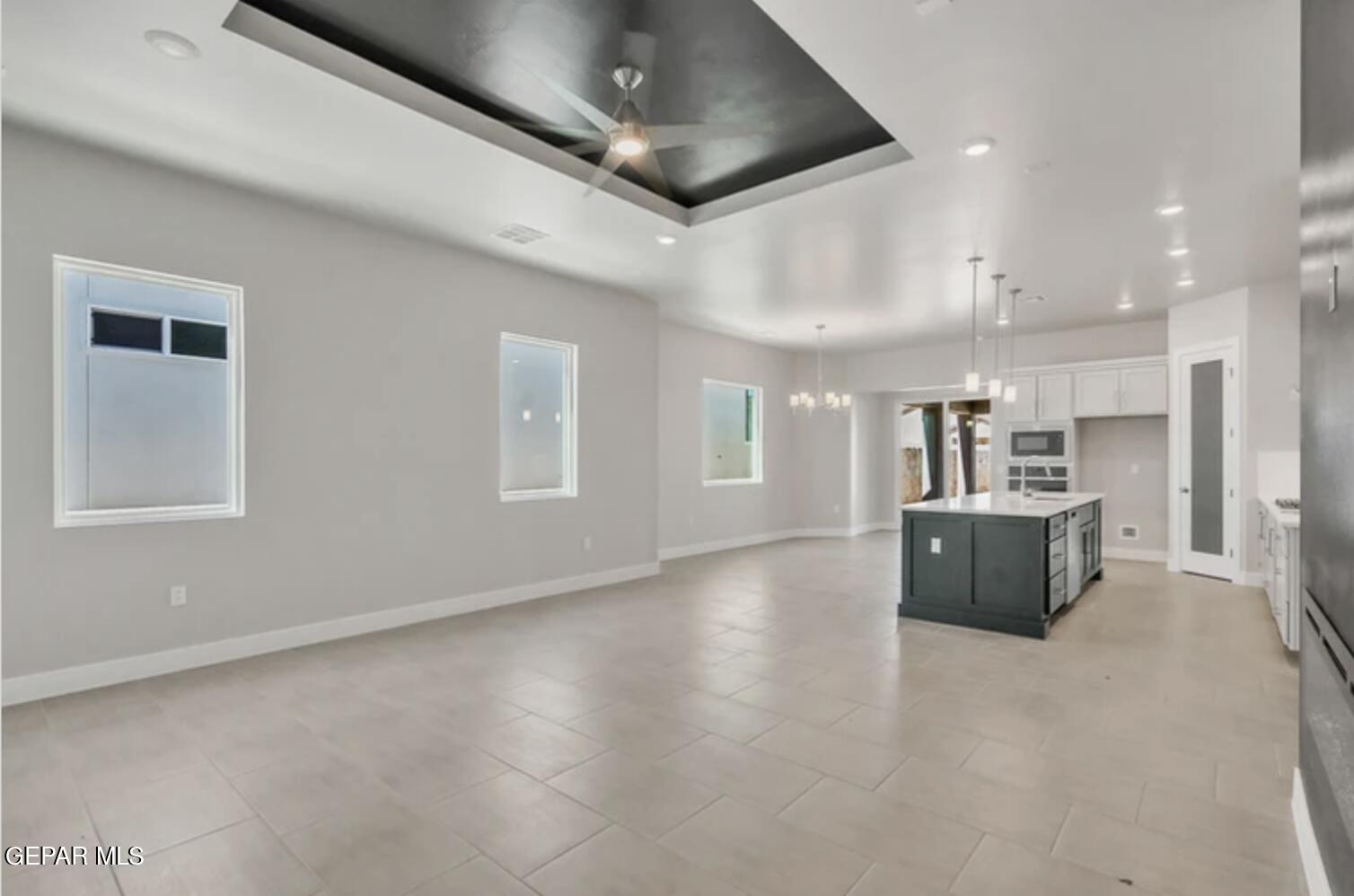 13344 Emerald Glass Drive Property Photo 9