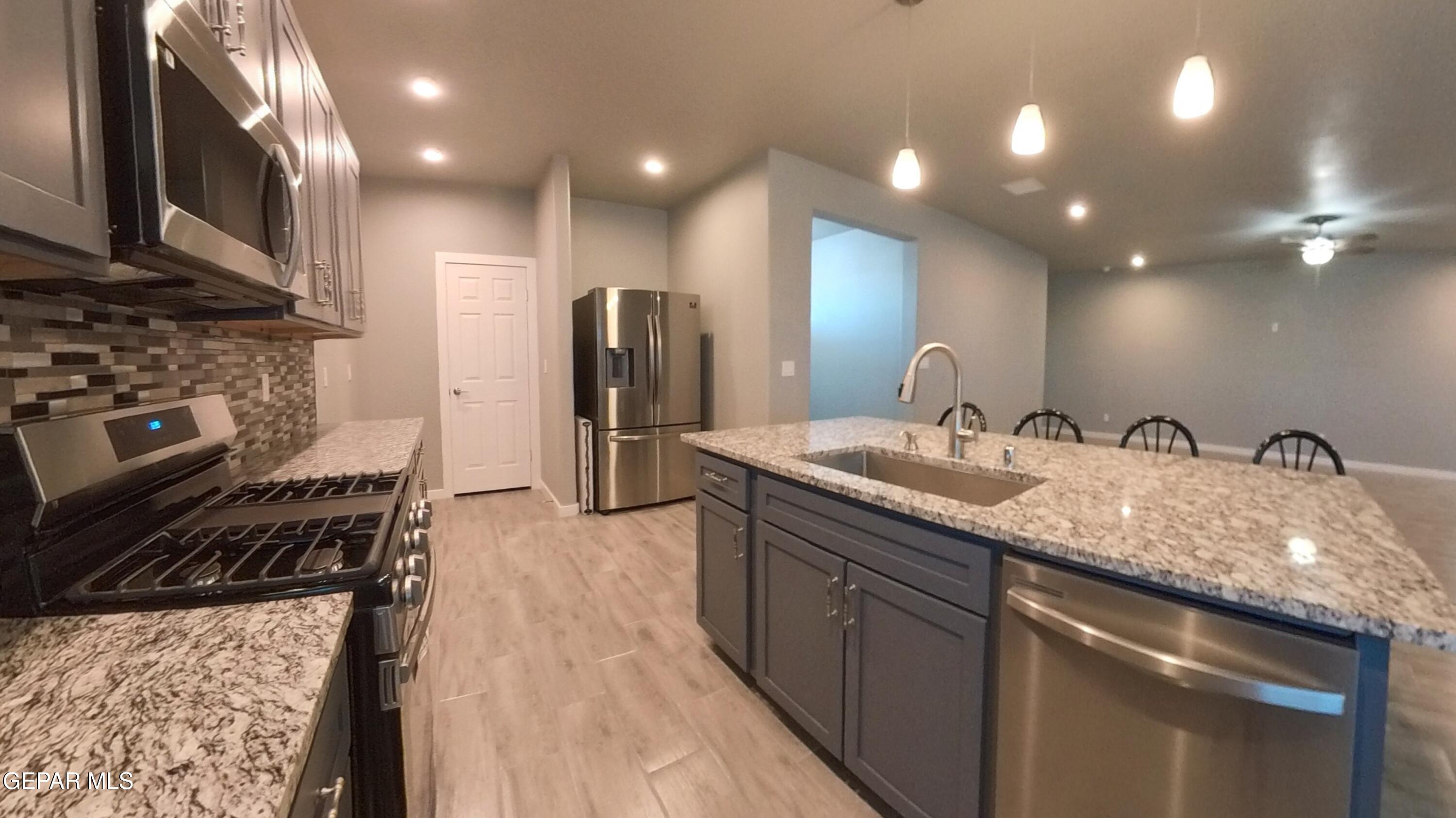648 Danube Drive Property Photo 7