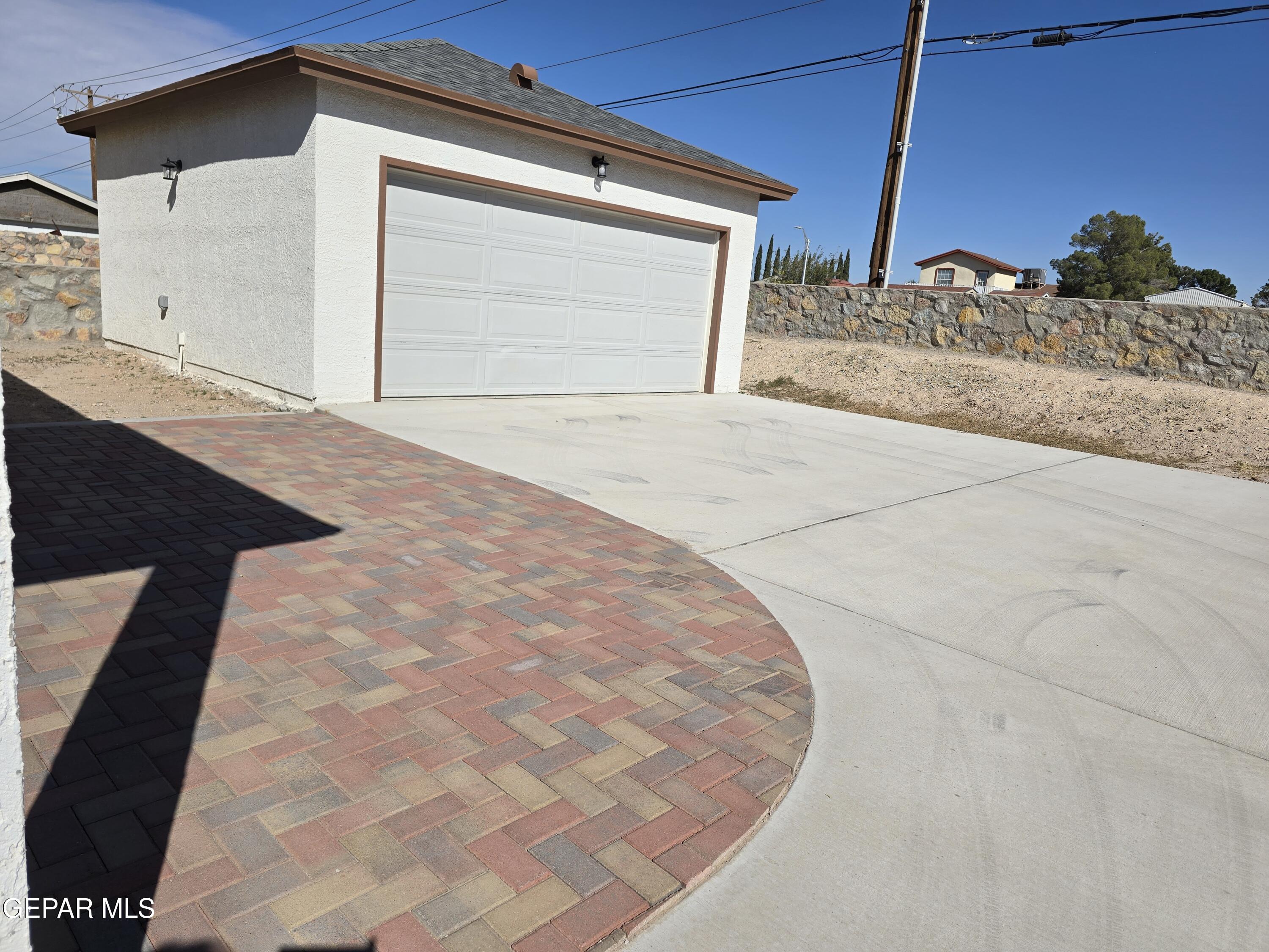 648 Danube Drive Property Photo 26