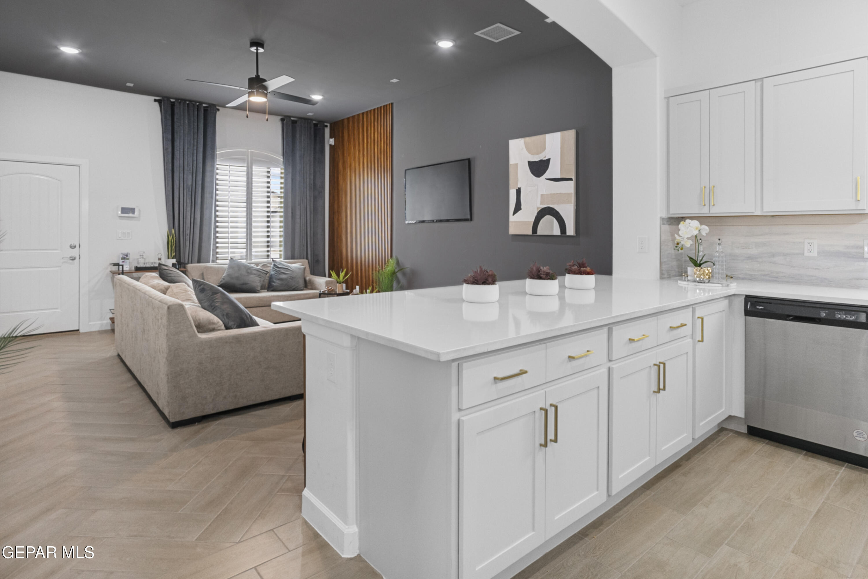 13833 Paseo Bosque Avenue Property Photo 4