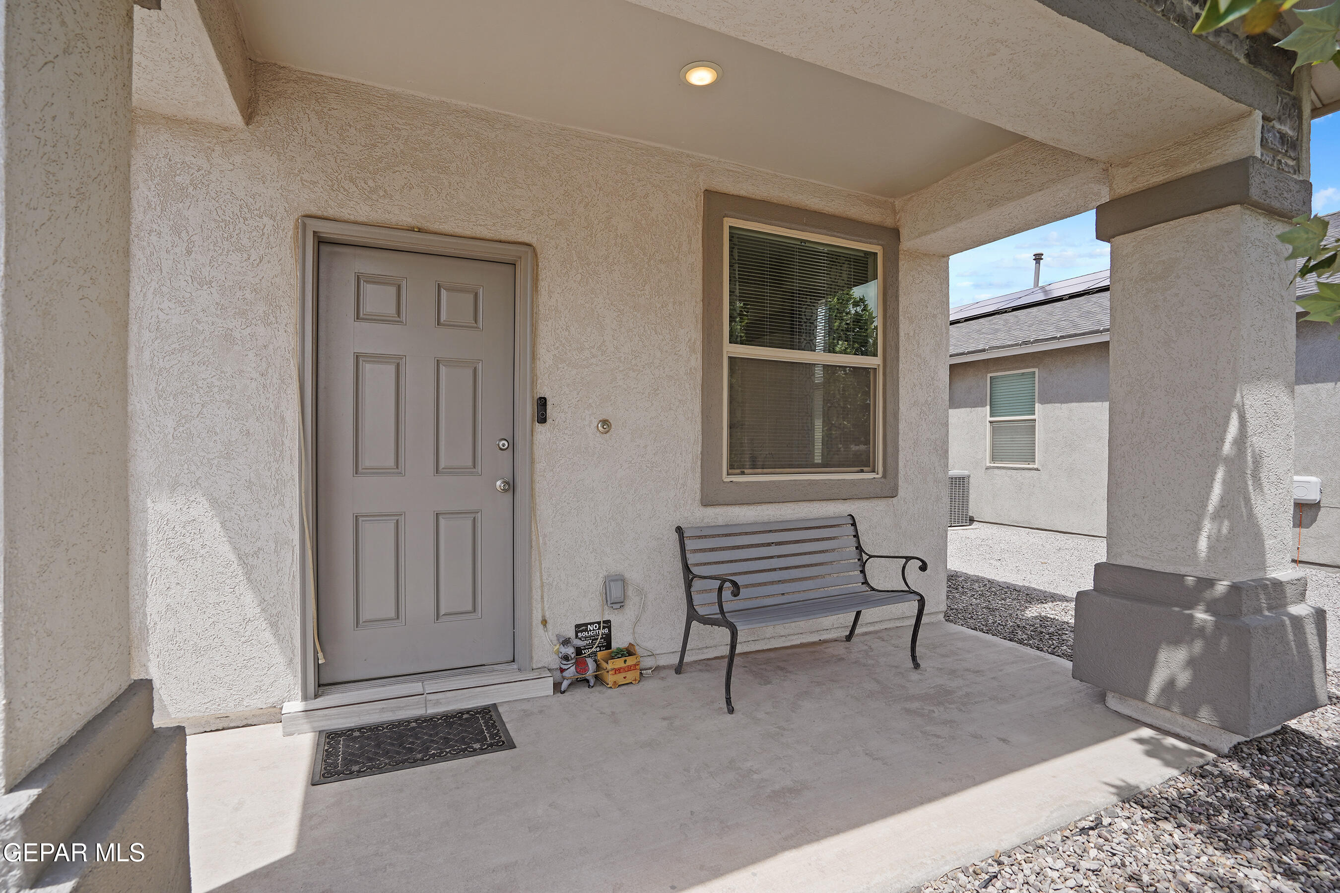 503 Dusk View Street Property Photo 4