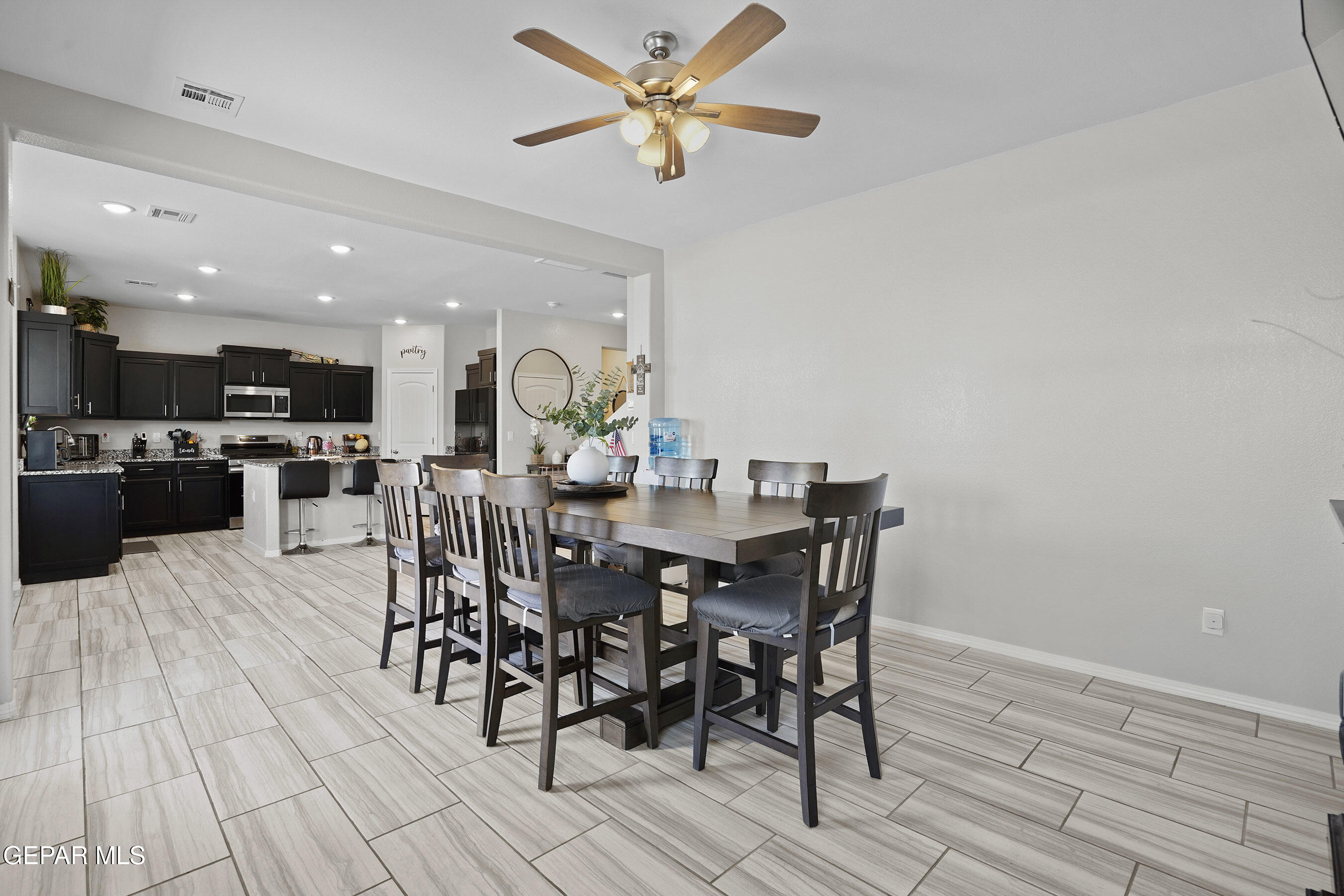 503 Dusk View Street Property Photo 13