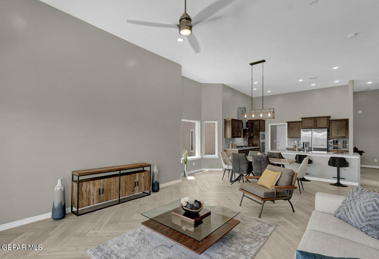 12422 Fill Ball Street Property Photo 14