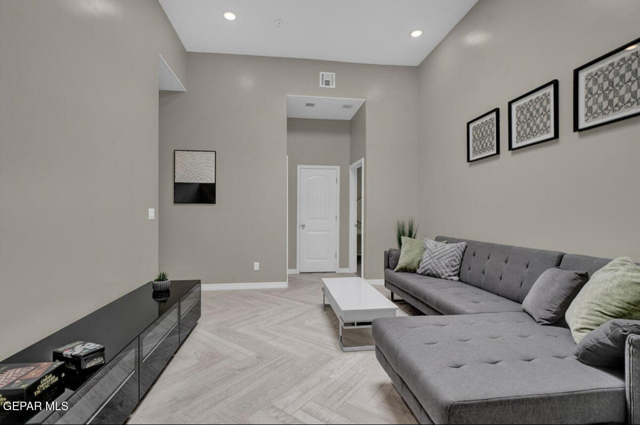 12422 Fill Ball Street Property Photo 22