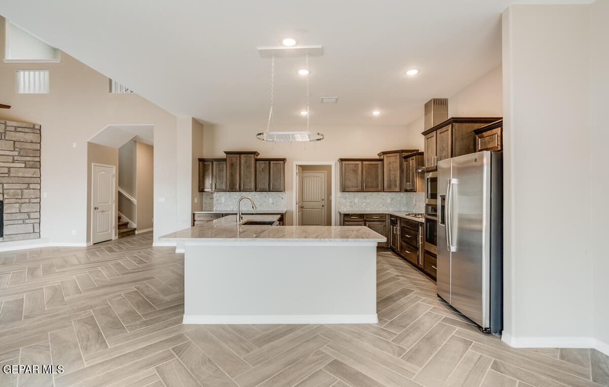 12432 Fill Ball Property Photo 15
