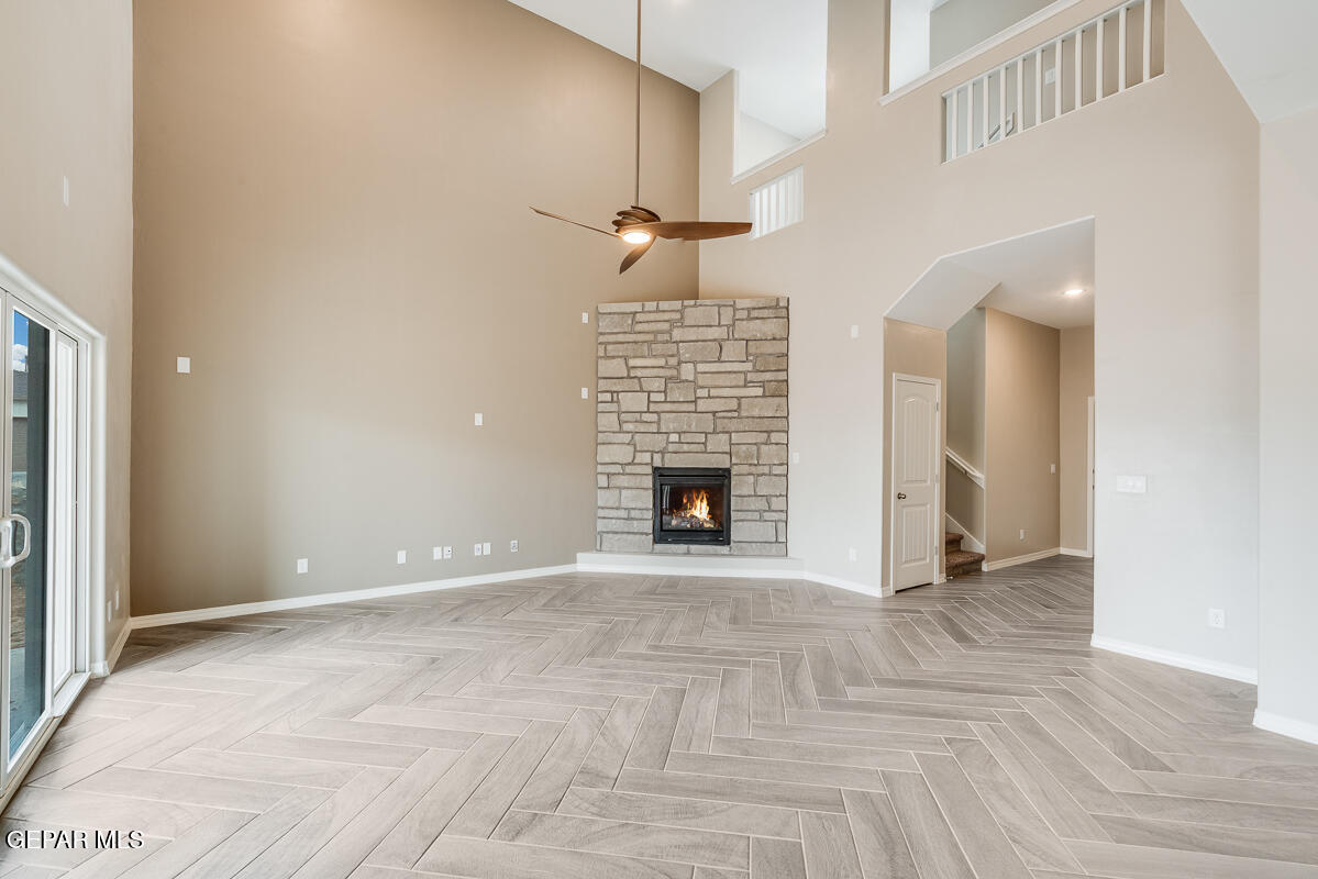 12432 Fill Ball Property Photo 17
