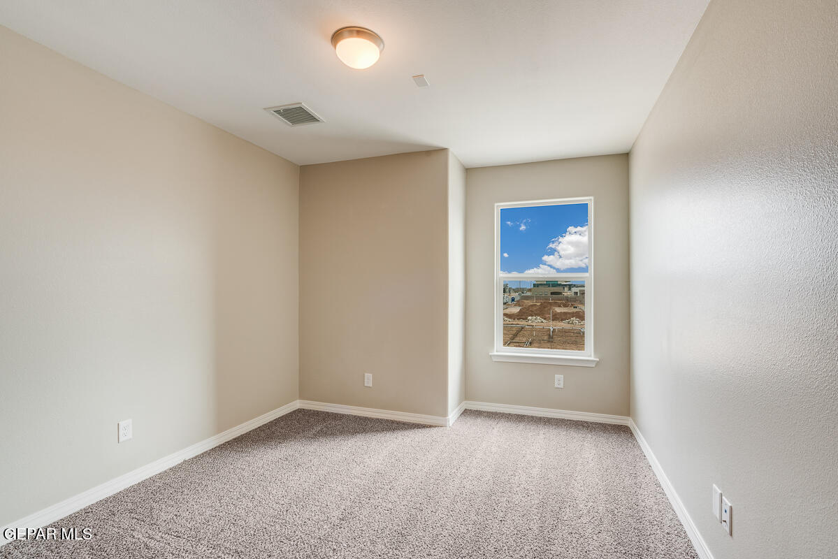 12432 Fill Ball Property Photo 24