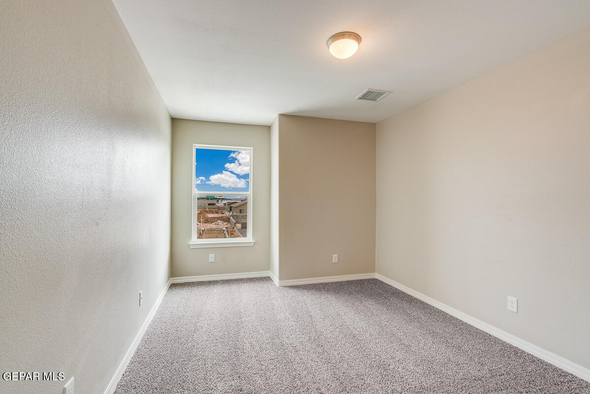 12432 Fill Ball Property Photo 26