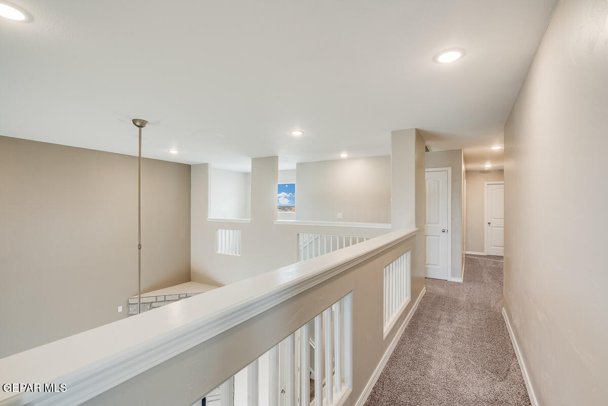 12432 Fill Ball Property Photo 29