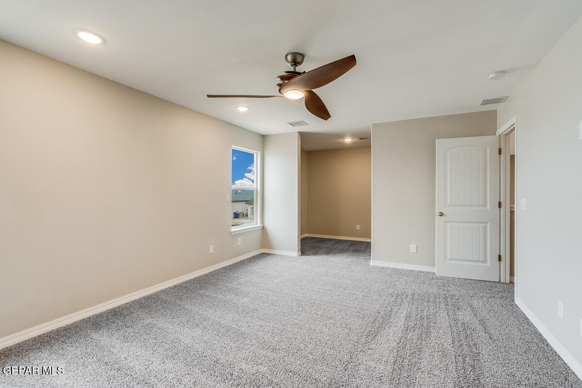 12432 Fill Ball Property Photo 31