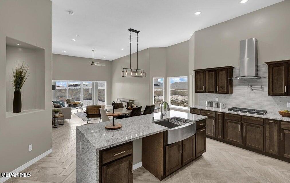 12438 Fill Ball Street Property Photo 4