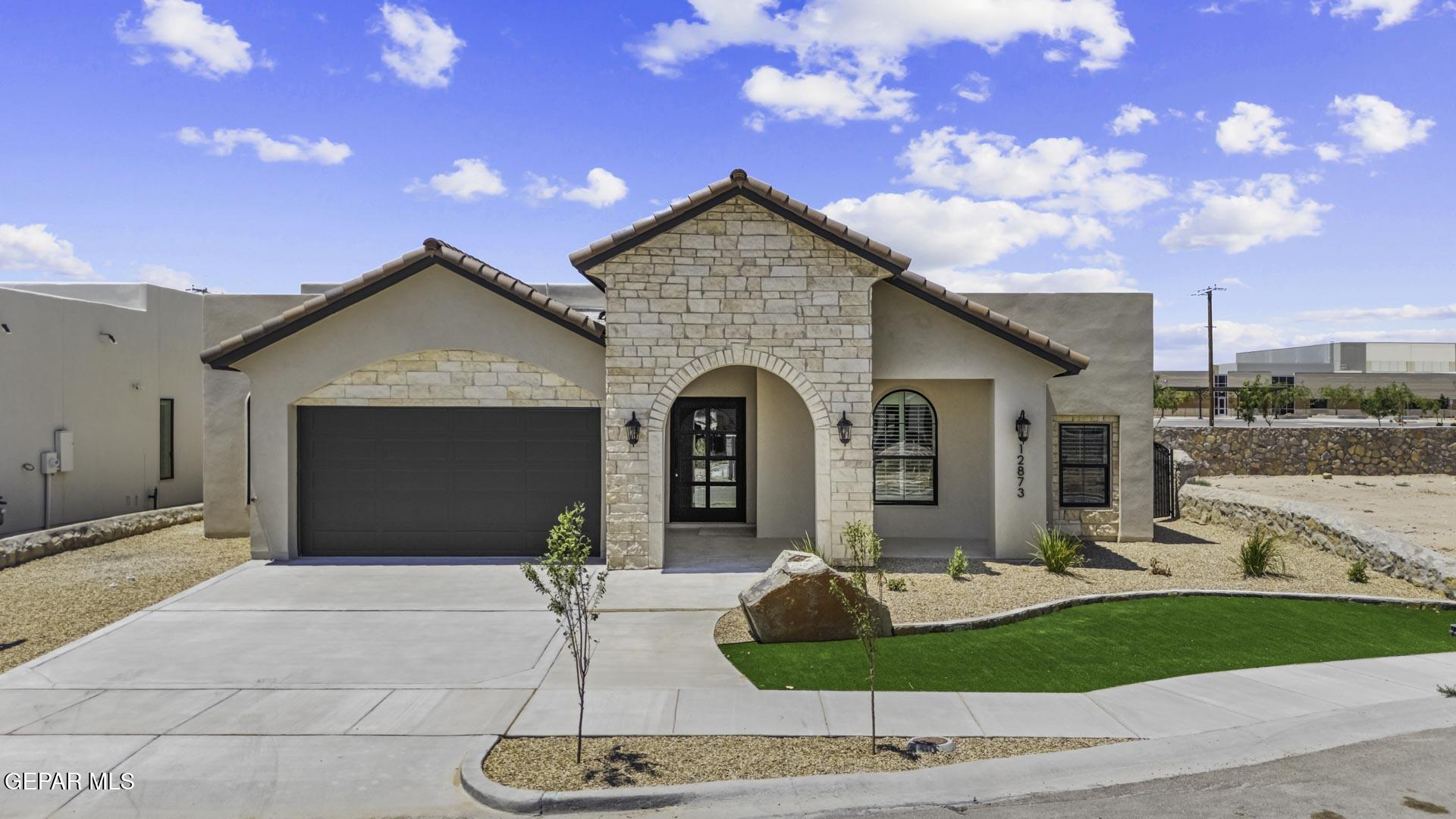 7317 Sidewinder Bend Drive Property Photo 1
