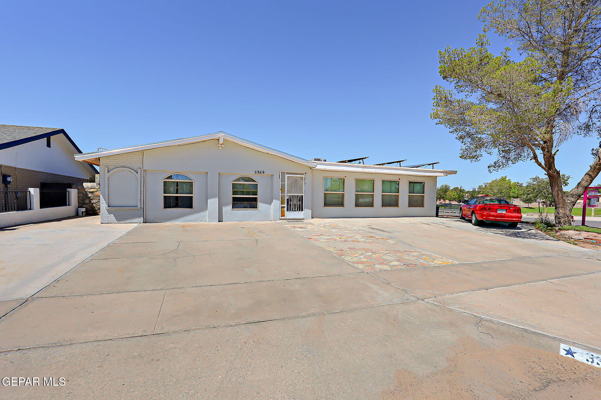 3369 Freeport Drive Property Photo 1