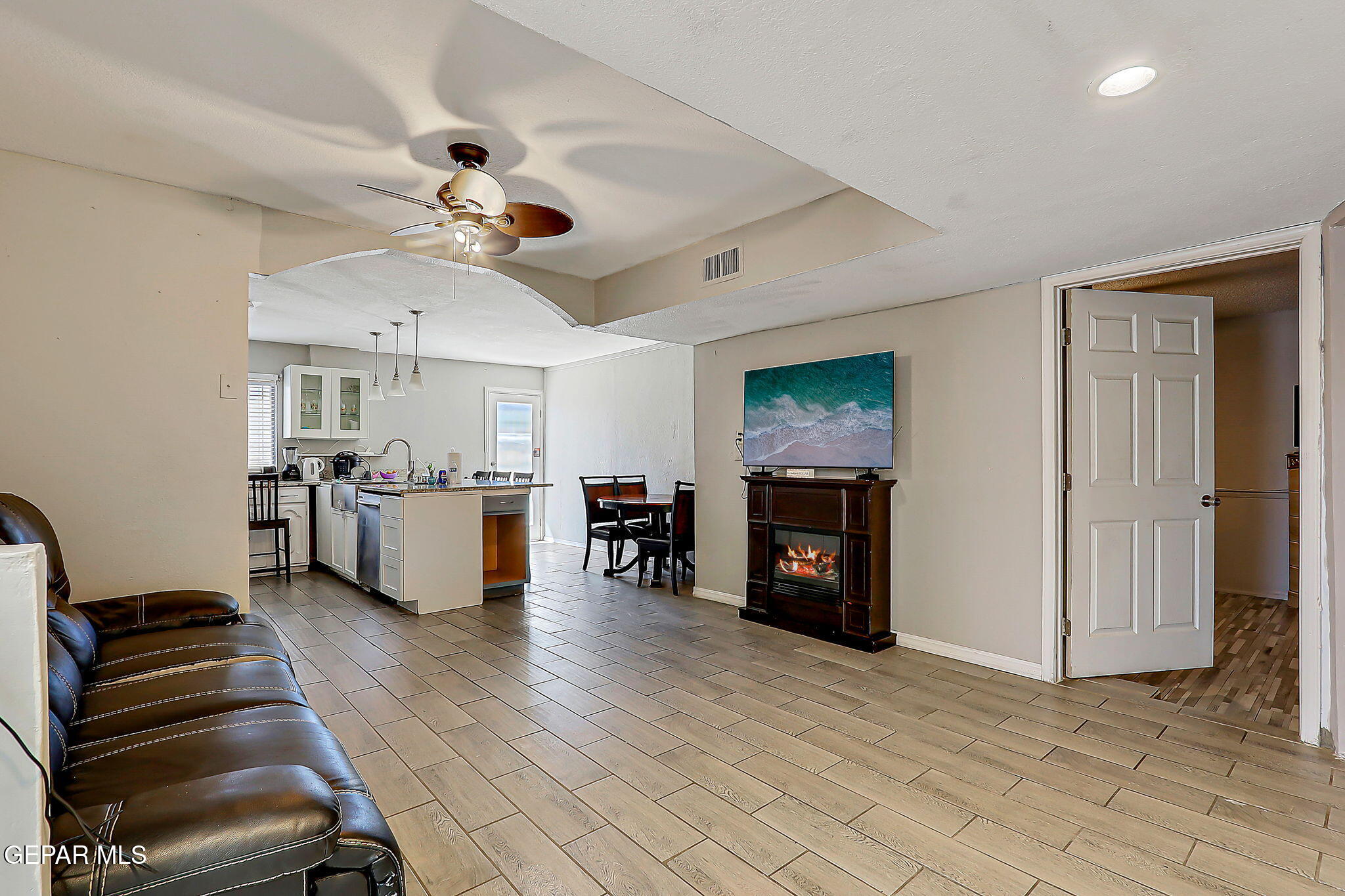 3369 Freeport Drive Property Photo 4