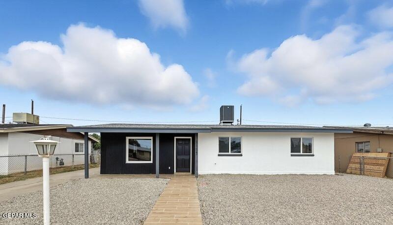 5117 Peacock Lane Property Photo 2