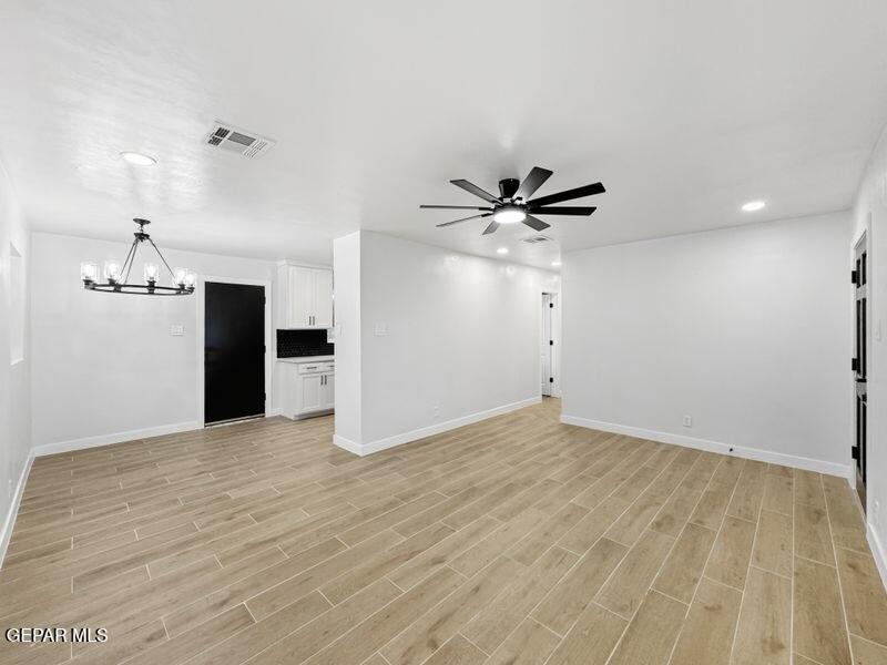 5117 Peacock Lane Property Photo 13