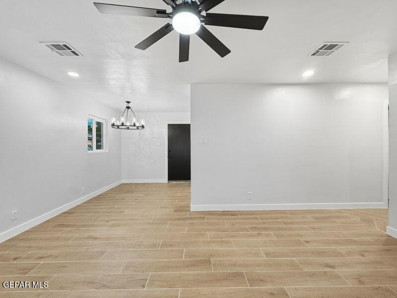 5117 Peacock Lane Property Photo 14