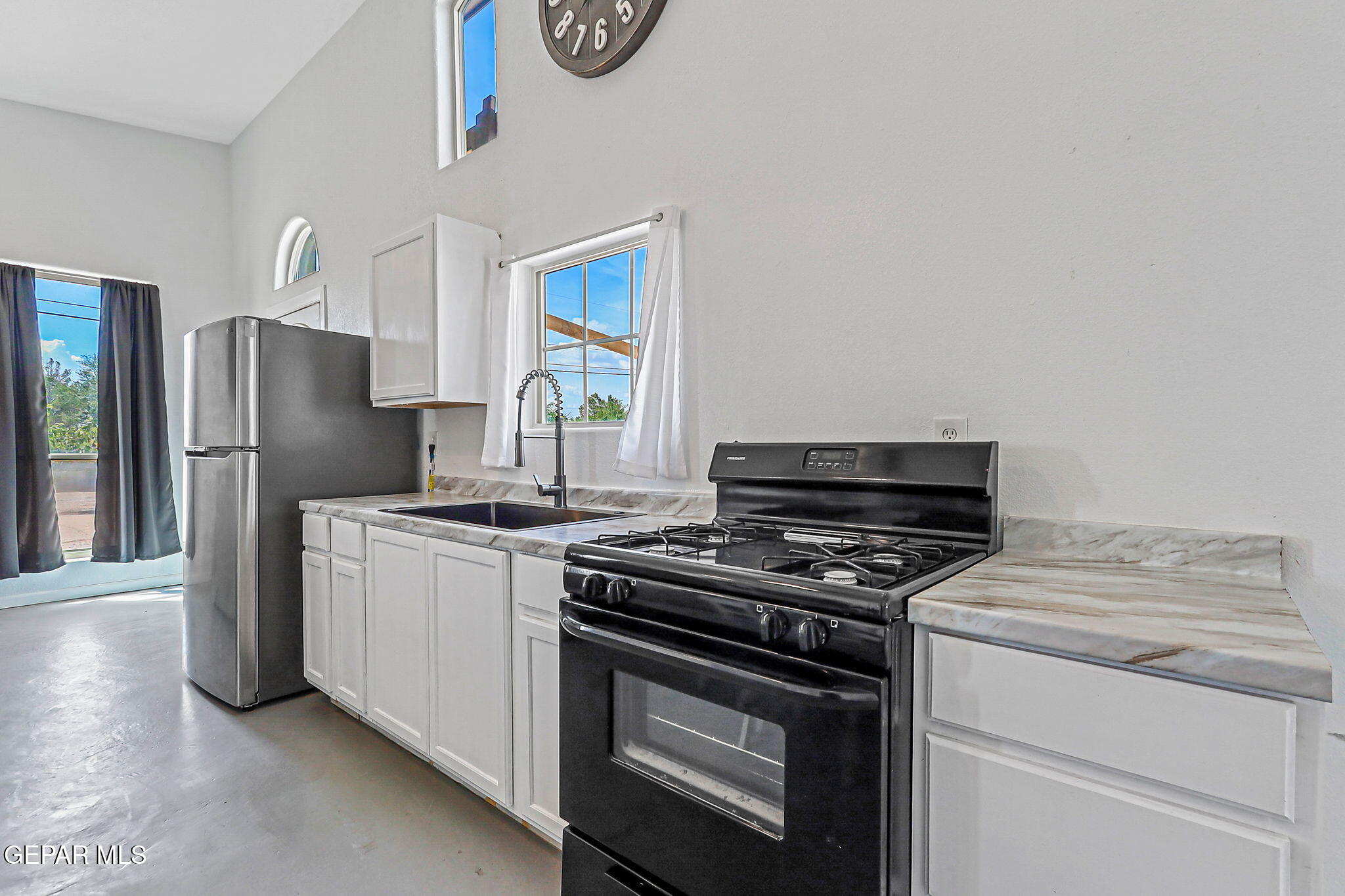 640 Agua Del Rio Property Photo 12