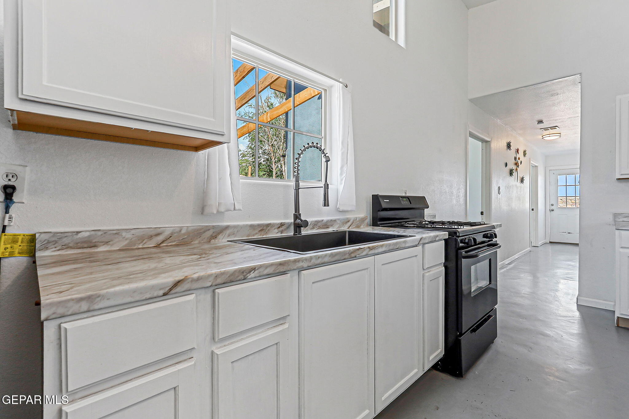 640 Agua Del Rio Property Photo 13