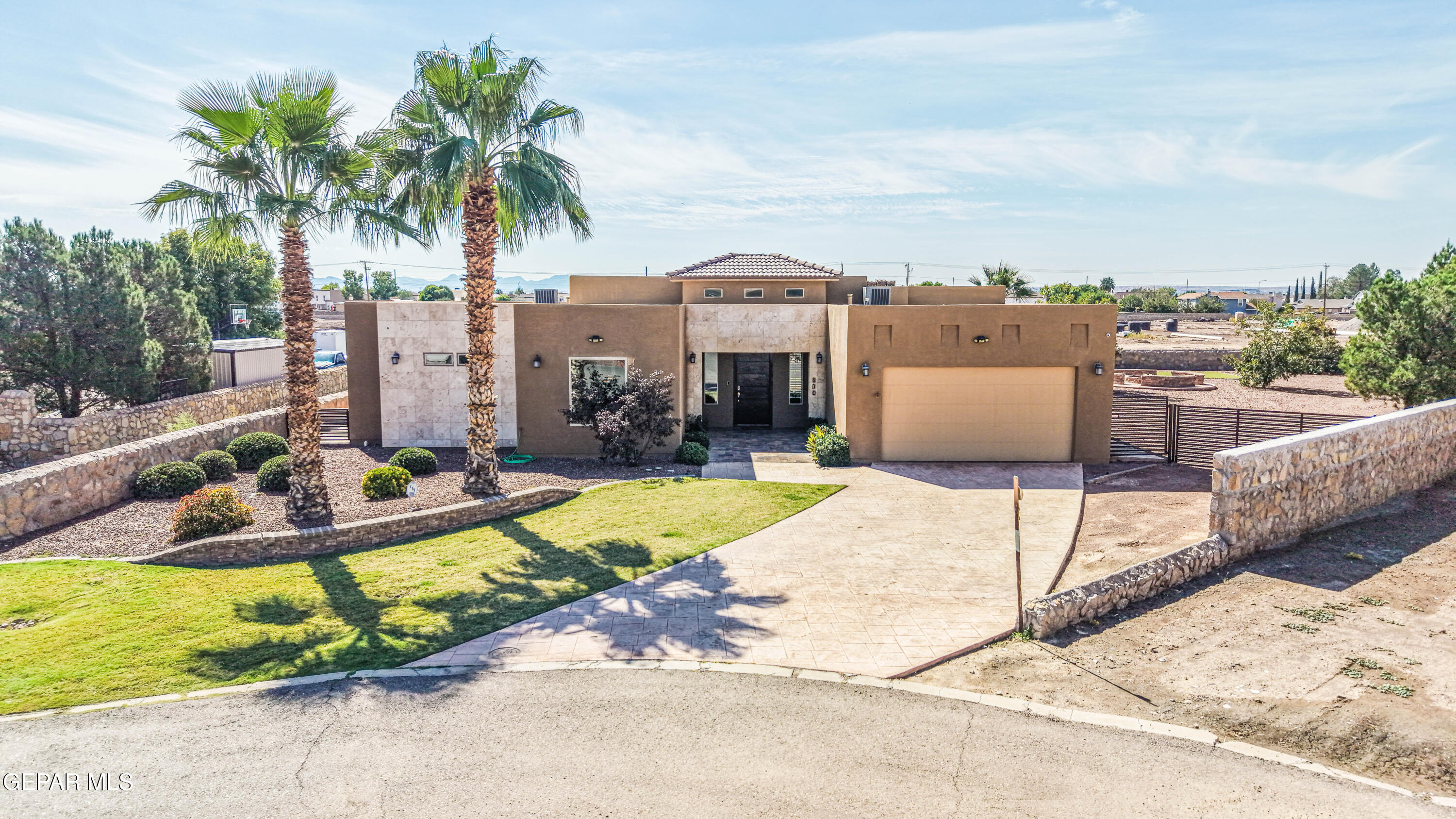 830 Neyla Drive Property Photo 1