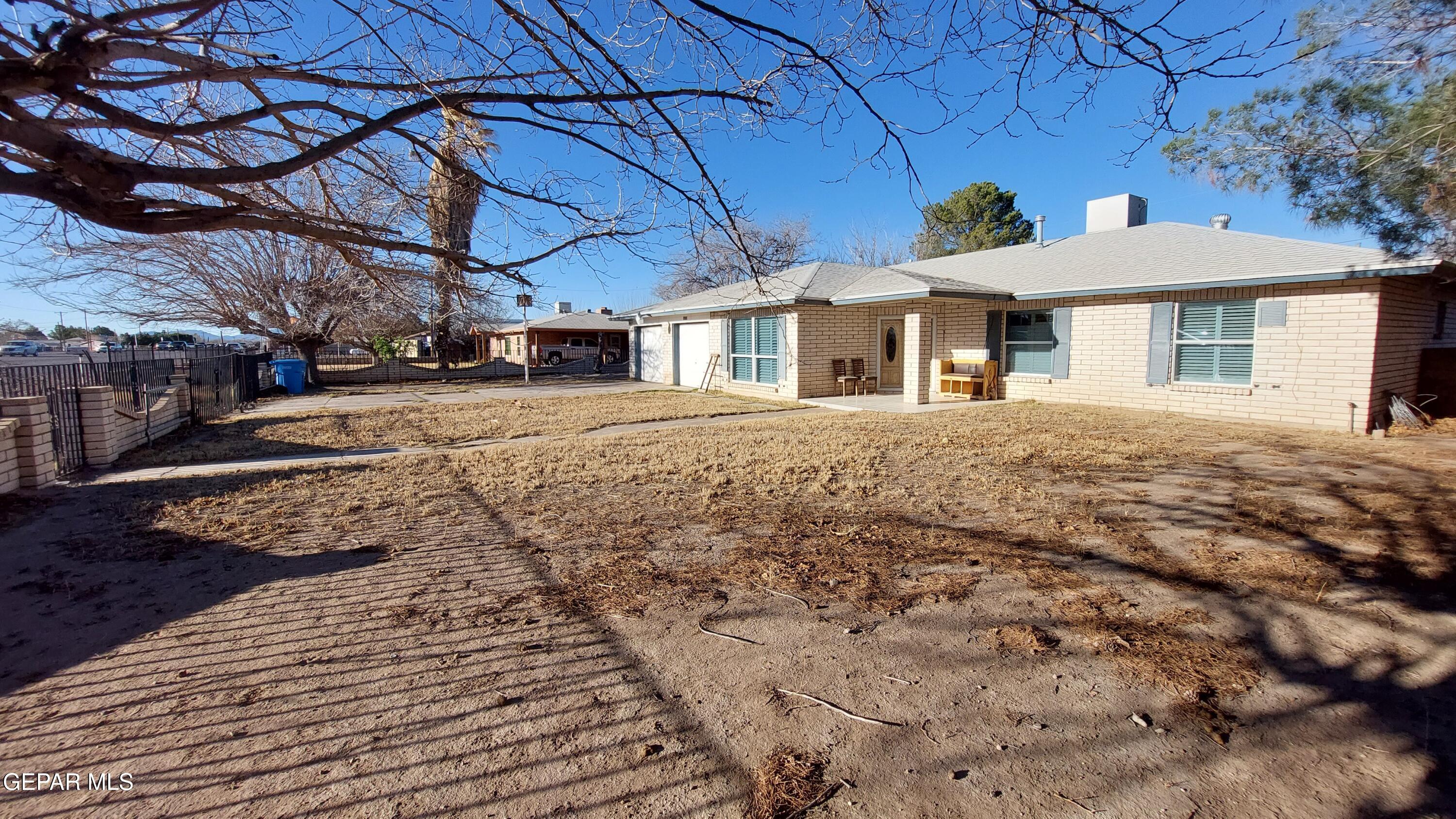10719 Alameda Avenue Property Photo 1