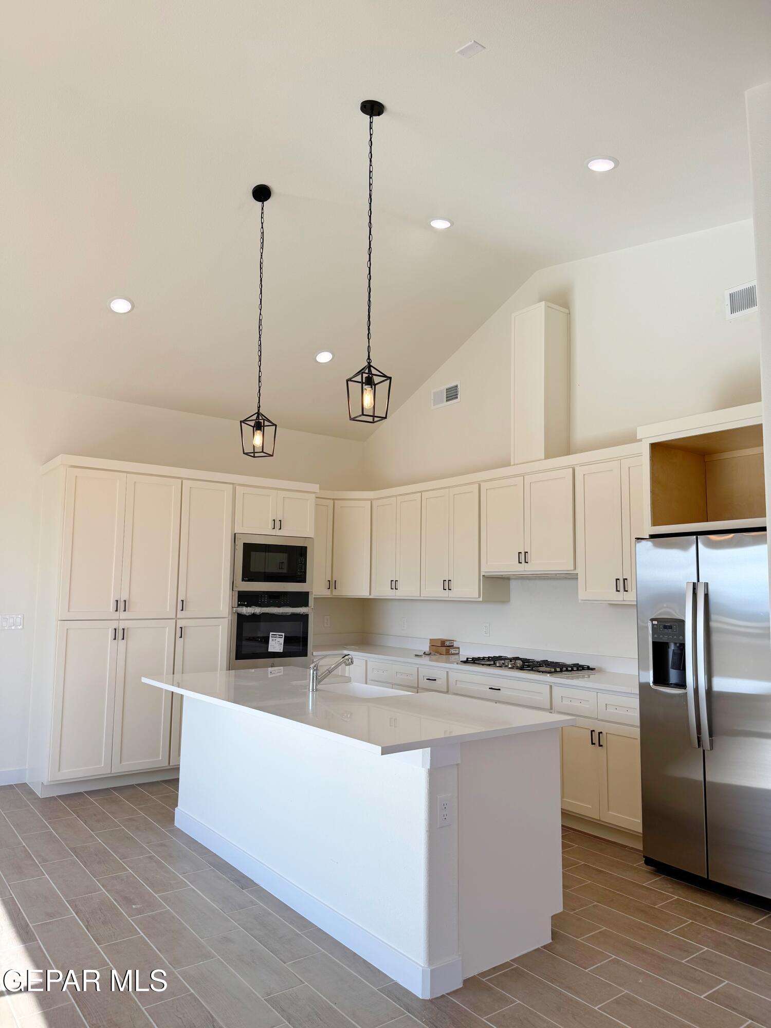 12324 Anson Mills Way Property Photo 5