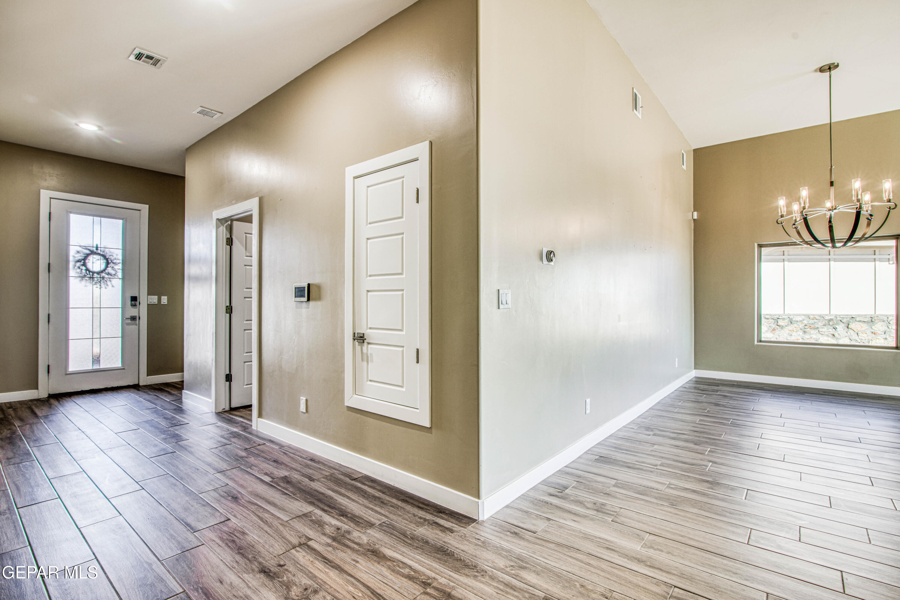 12788 Brixton Avenue Property Photo 10