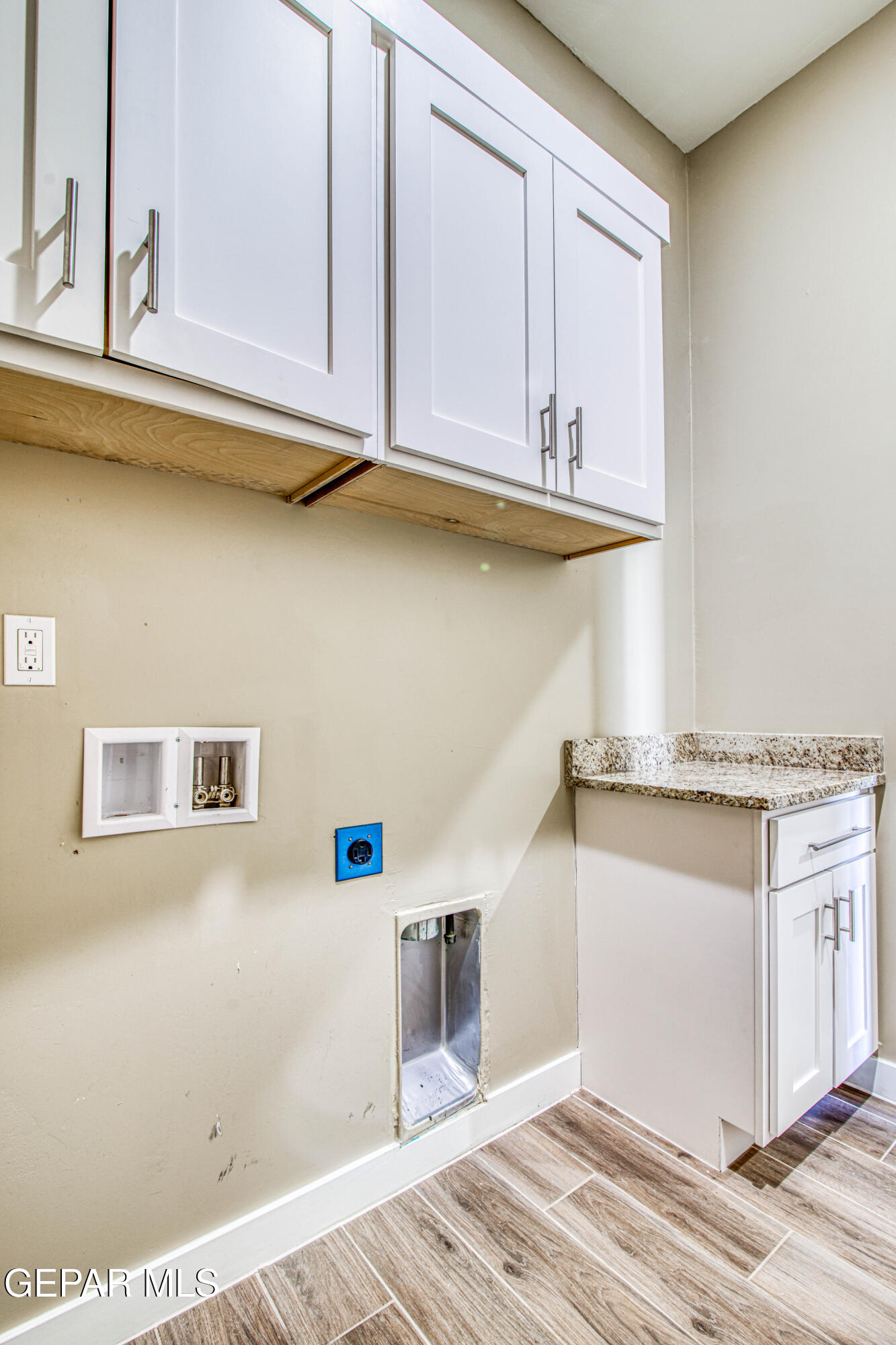 12788 Brixton Avenue Property Photo 25