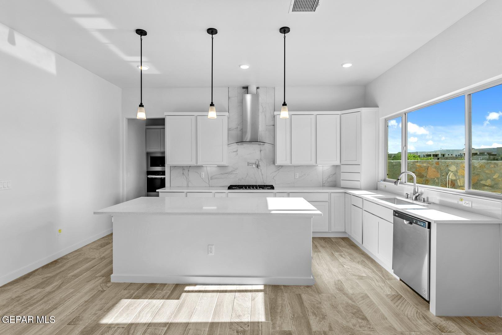 12984 Tatenhill Drive Property Photo 11