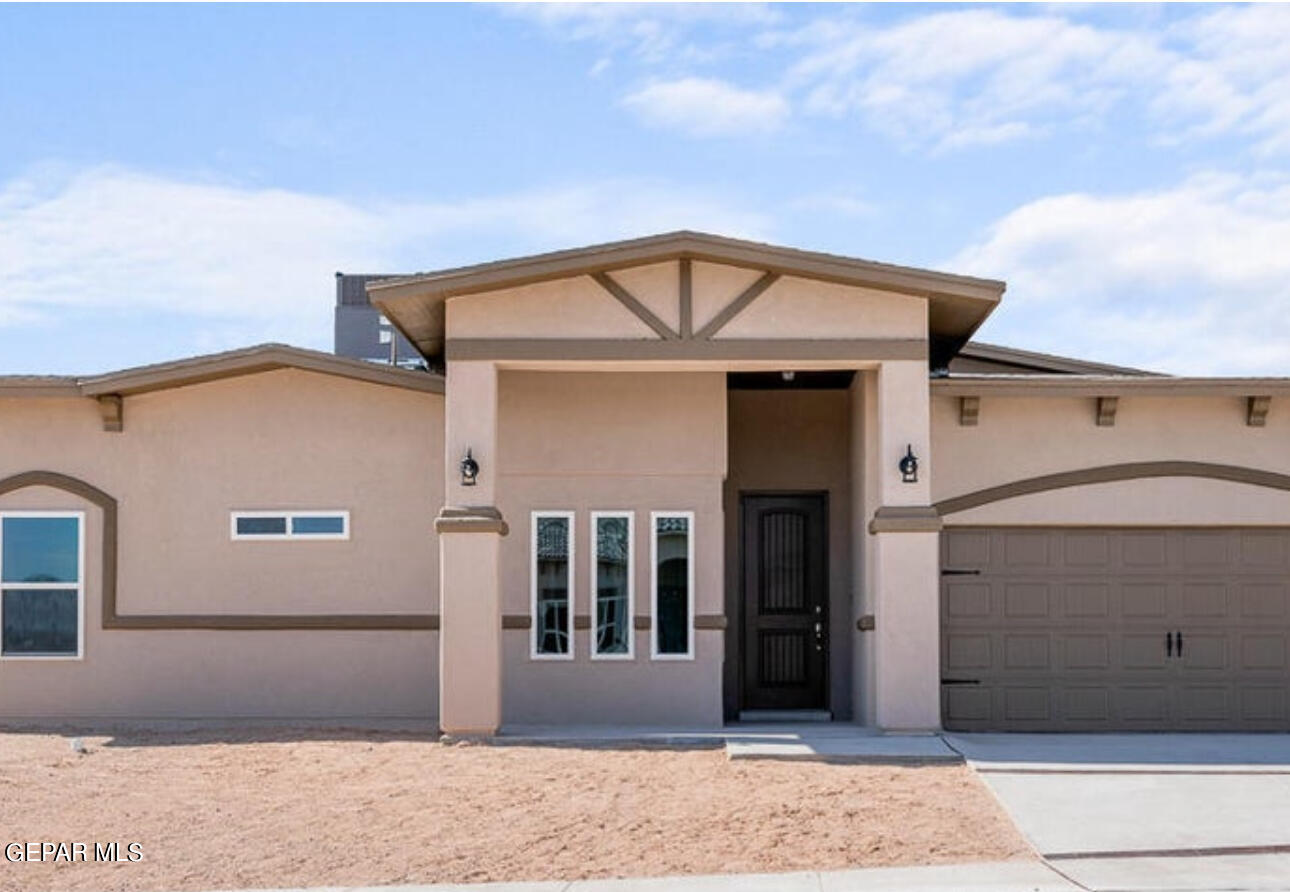 6901 Levee Circle Property Photo 1