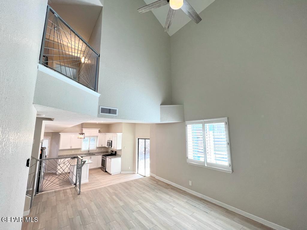 7152 Feather Hawk Drive Property Photo 8