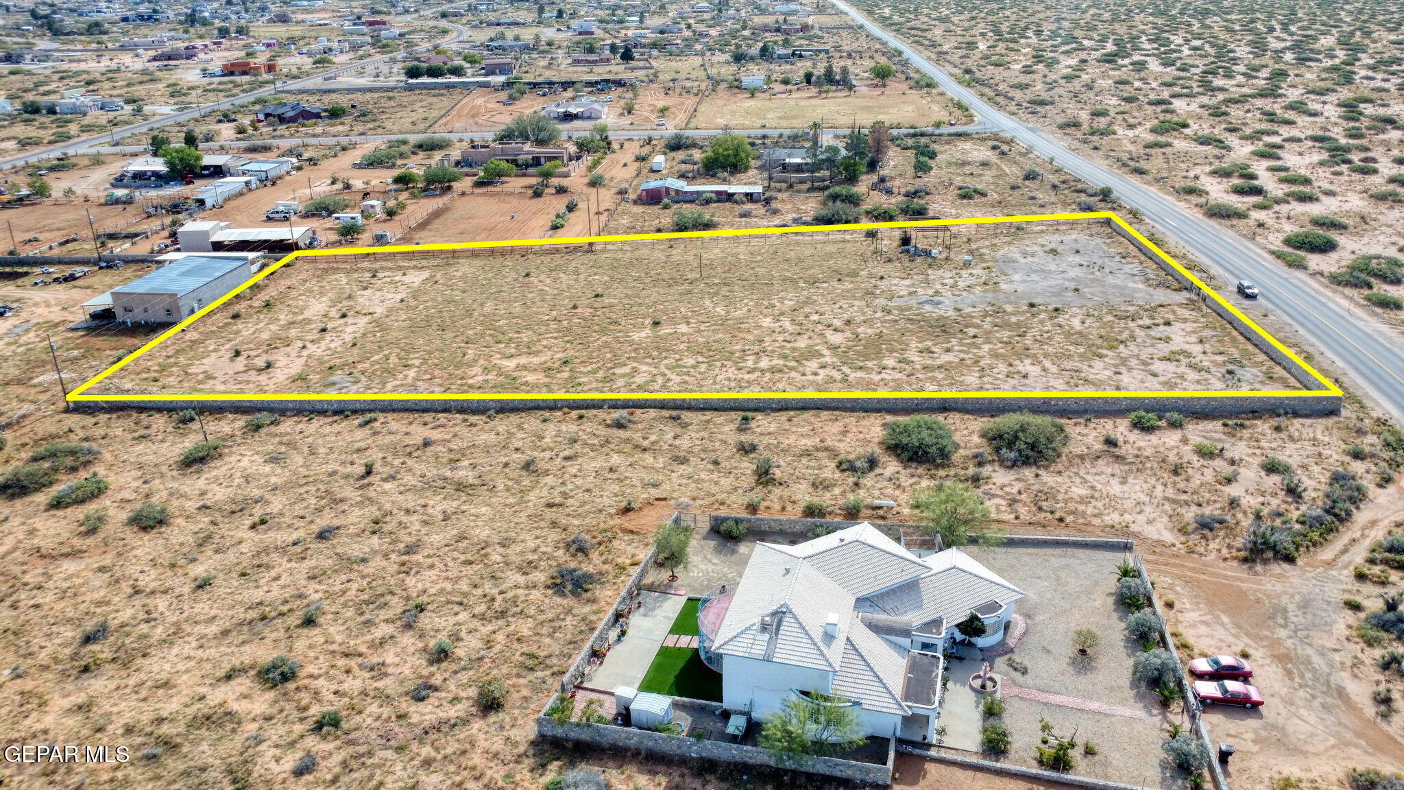 5550 Flager Street Property Photo 2