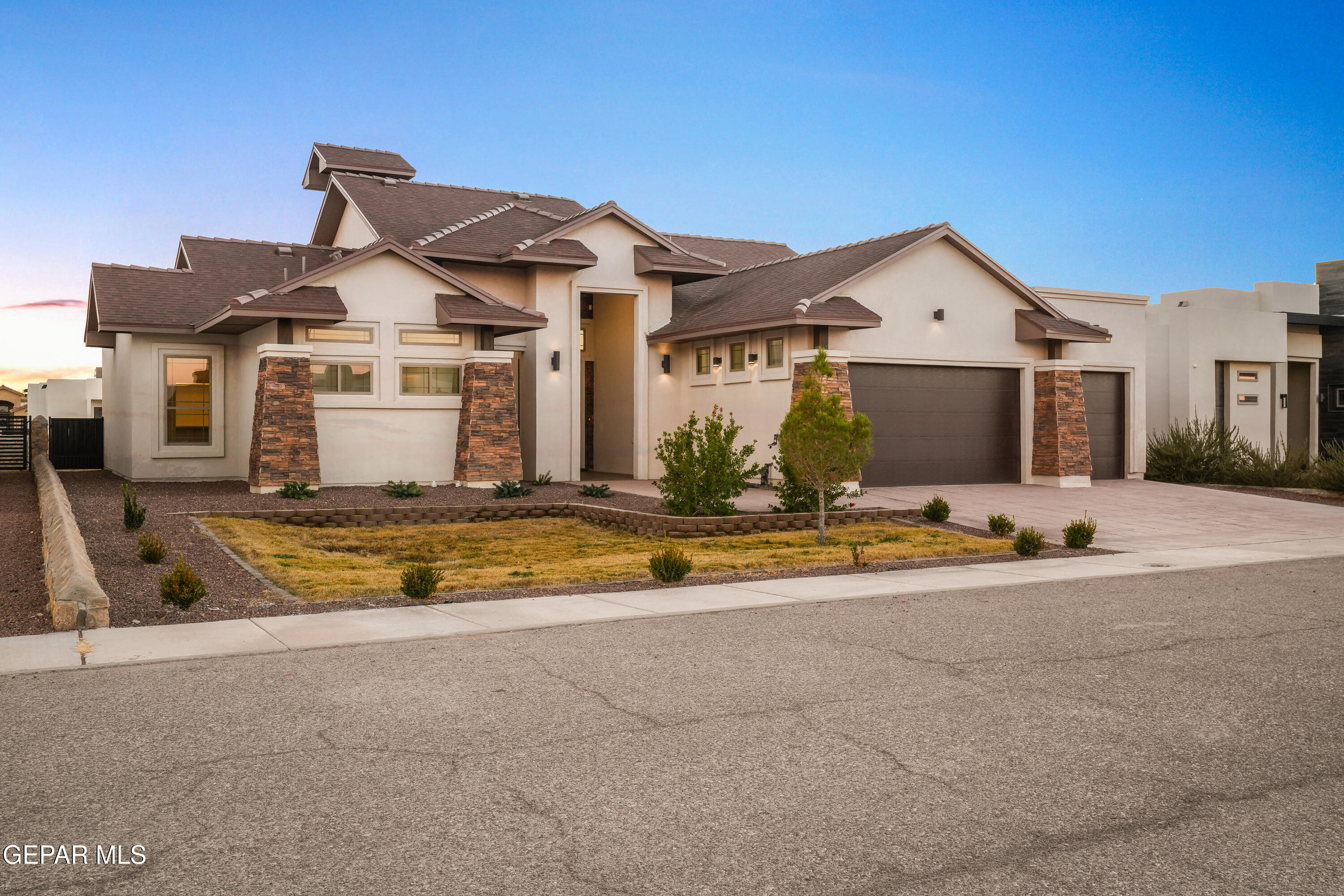 356 Rio De Jazmin Circle Property Photo 2
