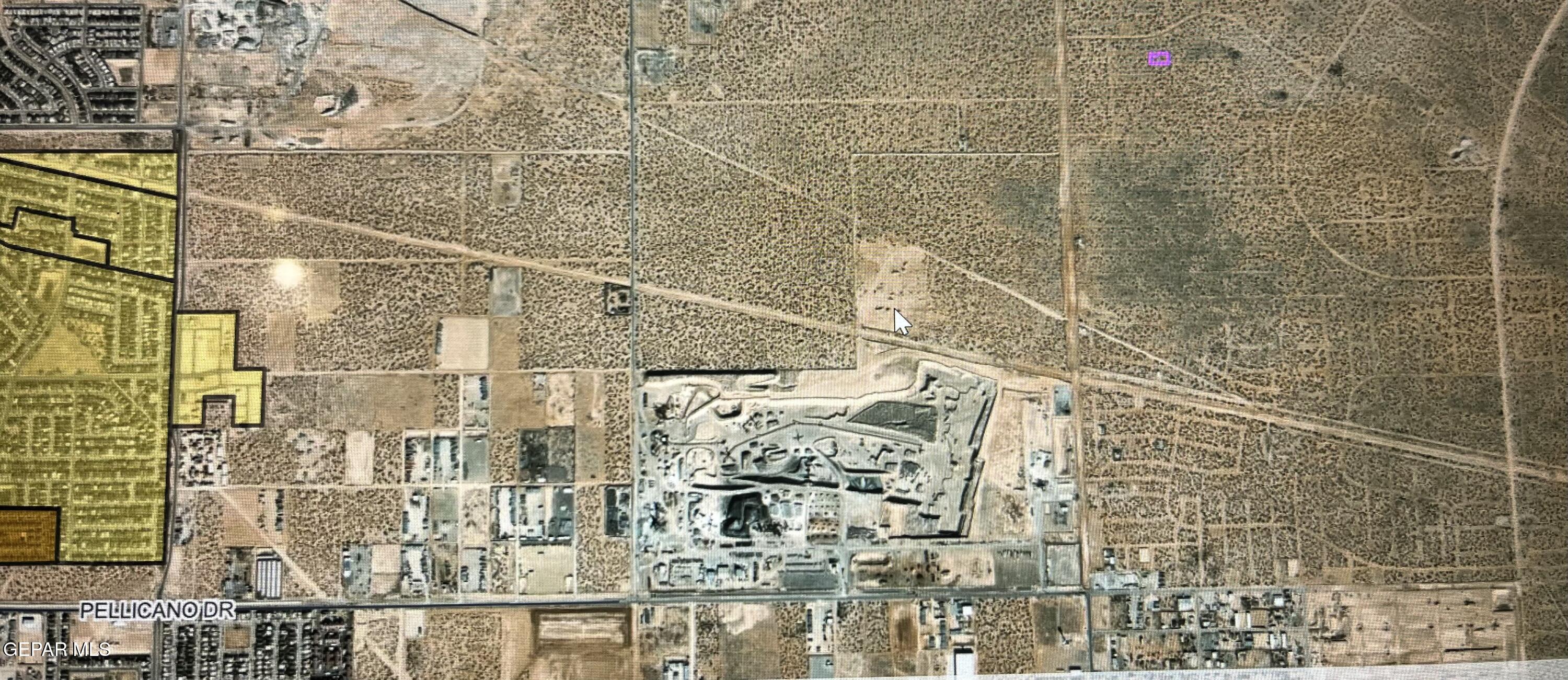 Pn-140091 Wickenburg Court Property Photo 2