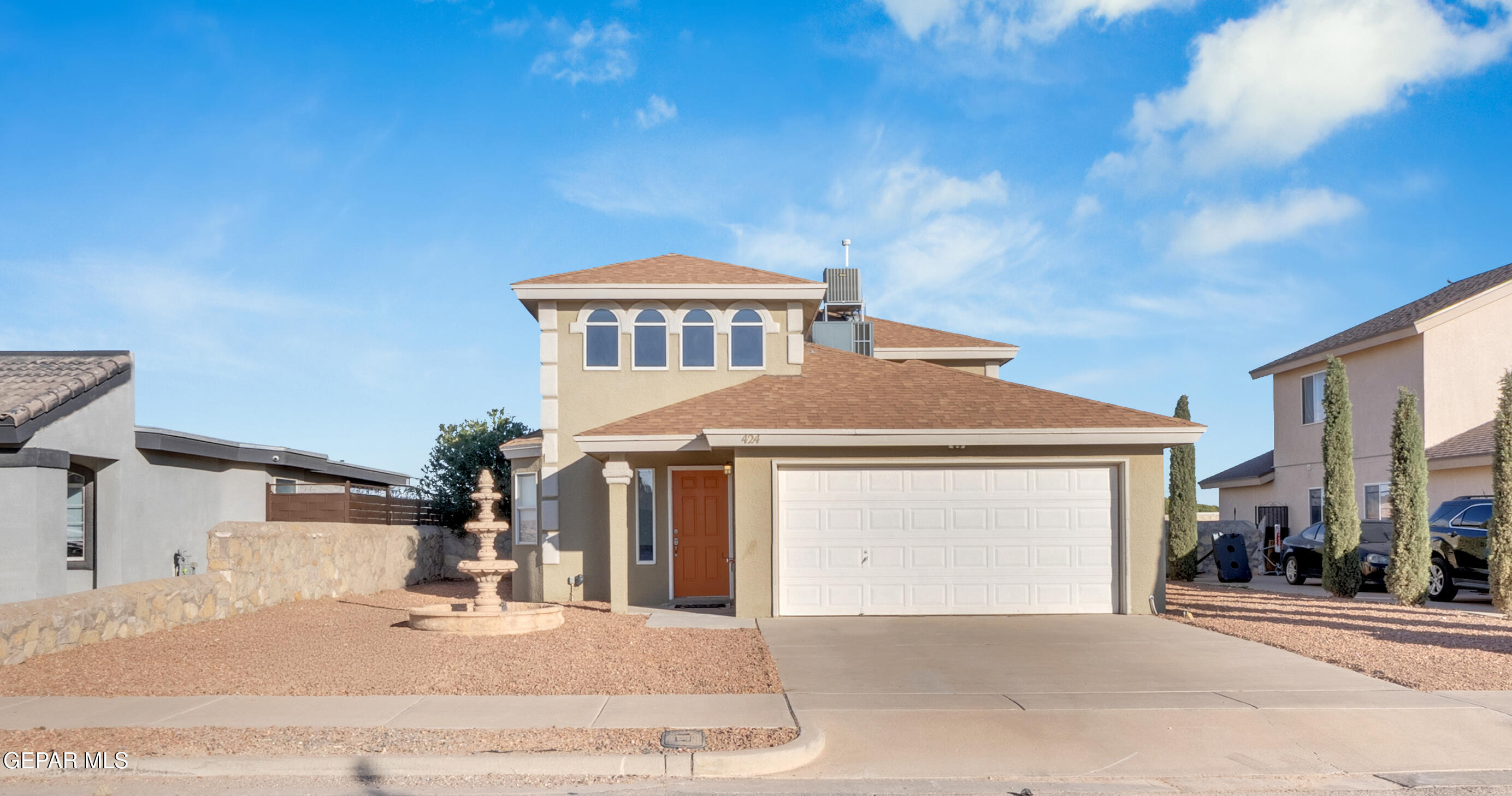 424 Cactus Crossing Dr Property Photo 1