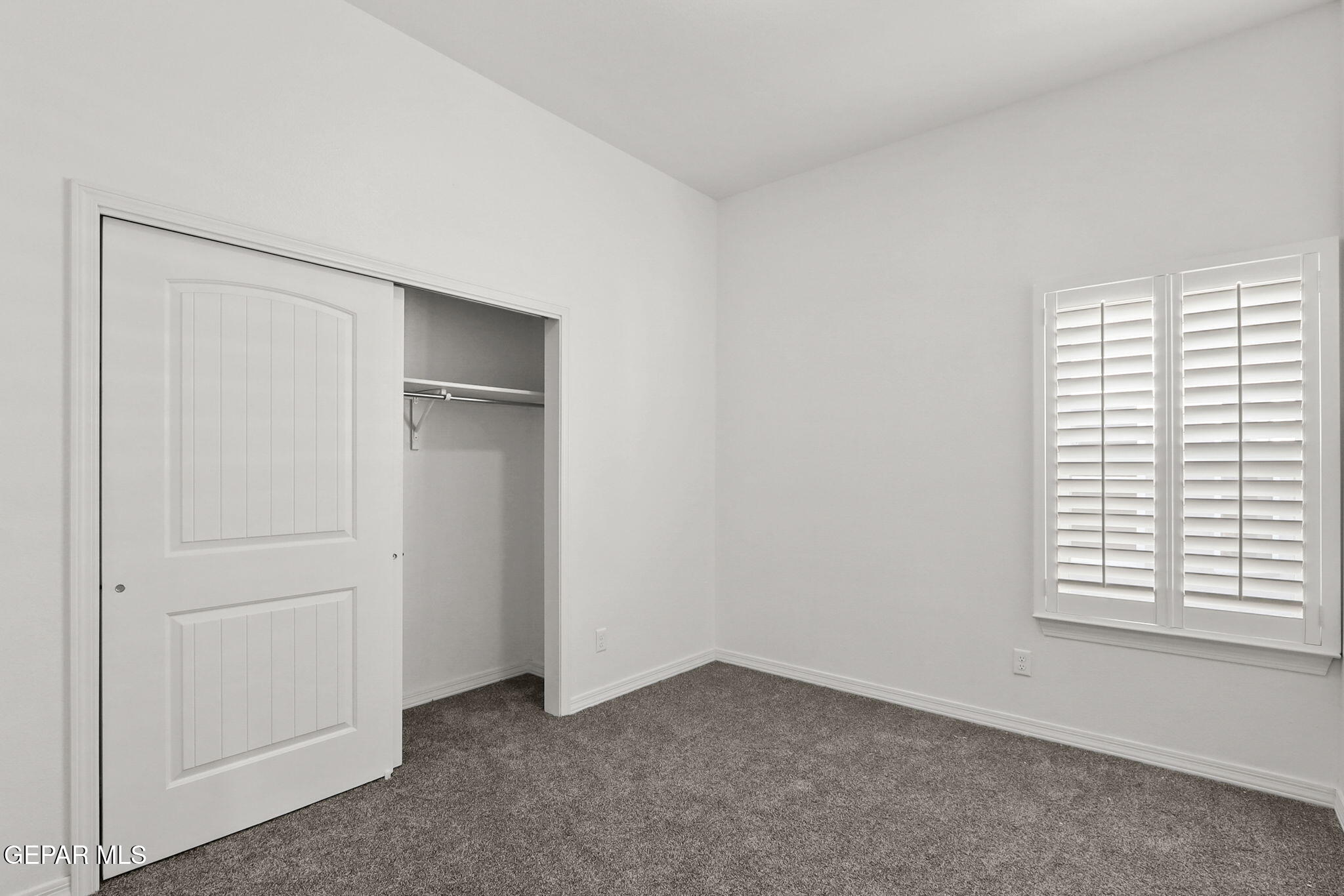 6044 Fall Ridge Property Photo 11