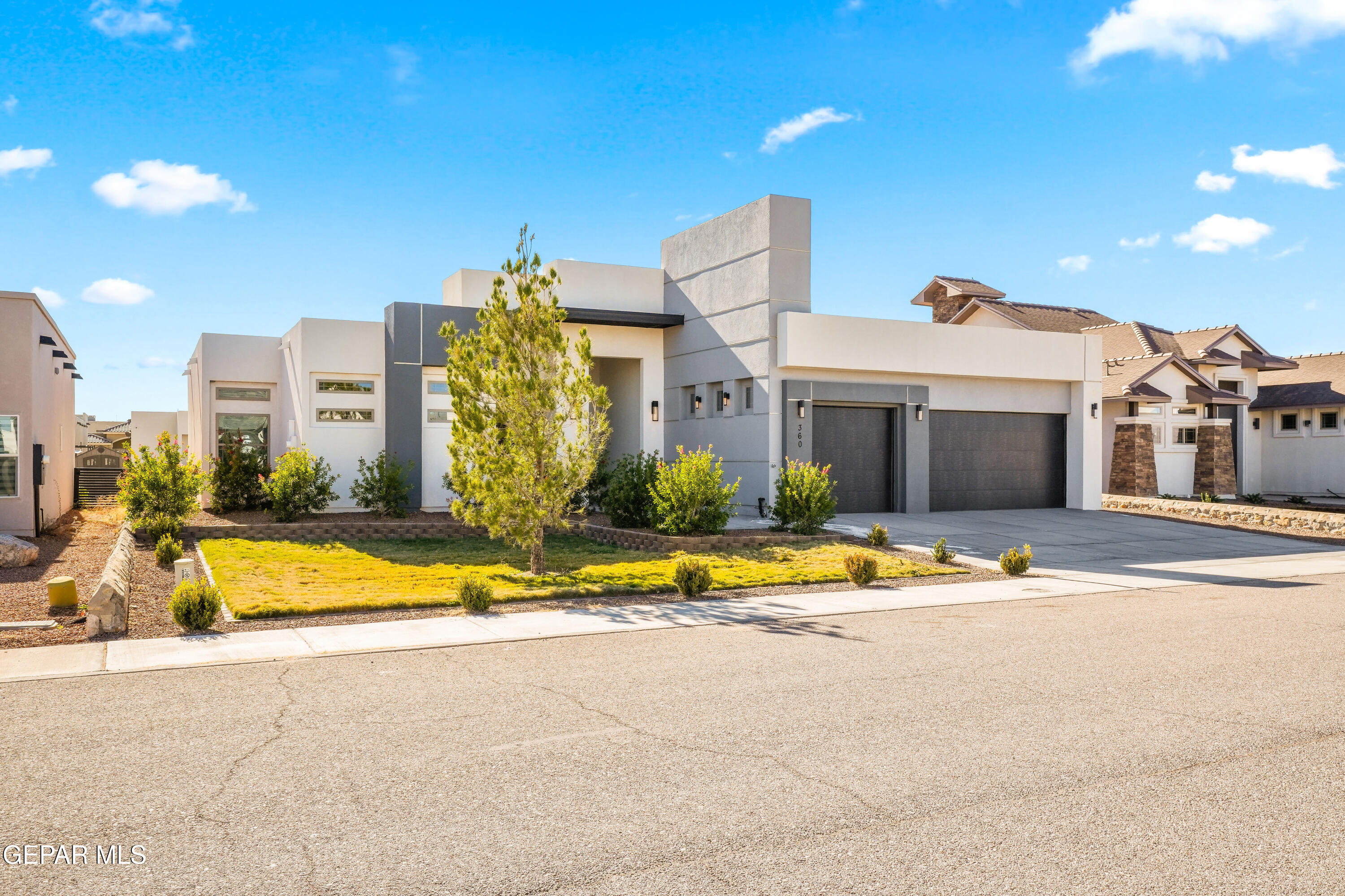 360 Rio De Jazmin Circle Property Photo 2