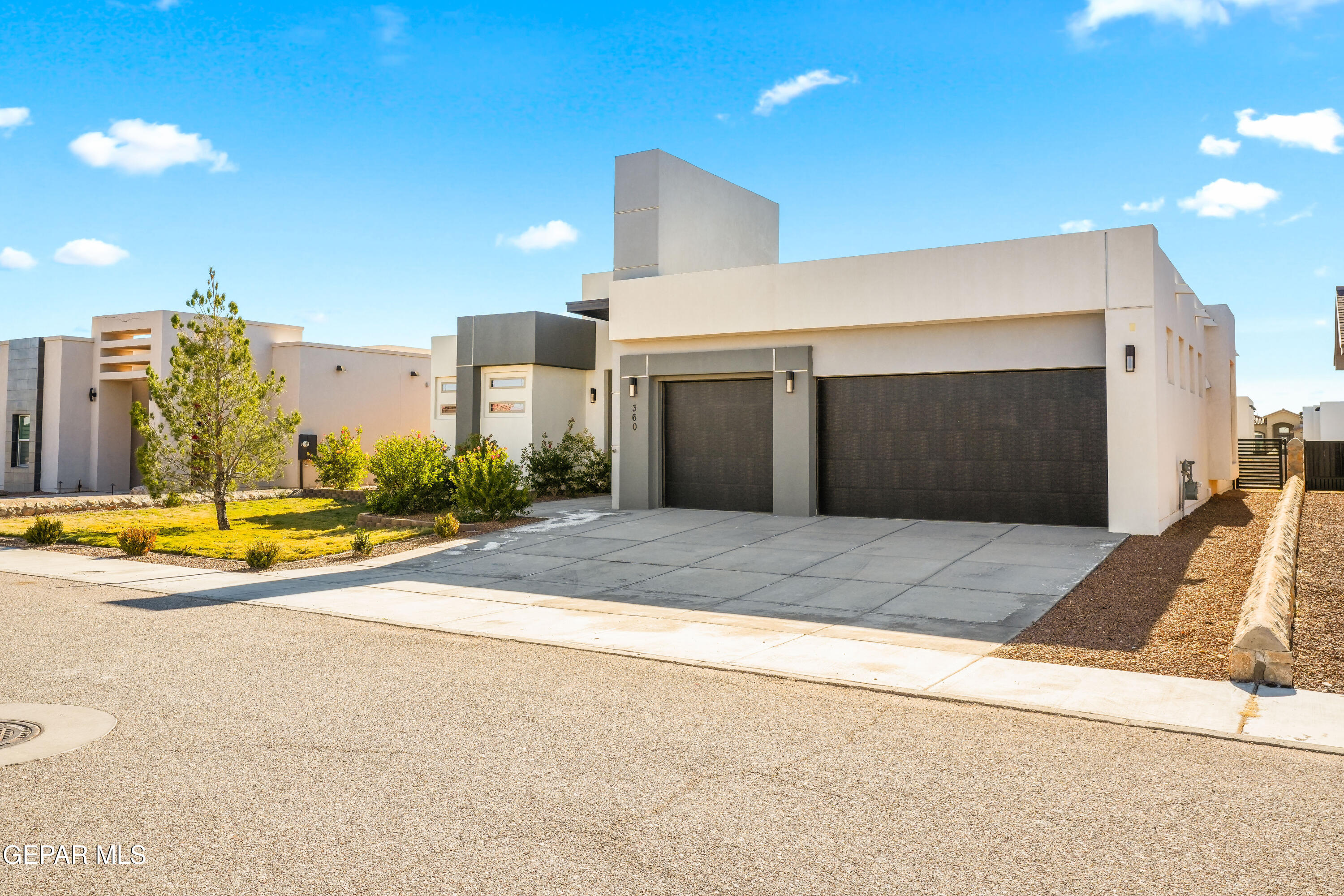 360 Rio De Jazmin Circle Property Photo 3