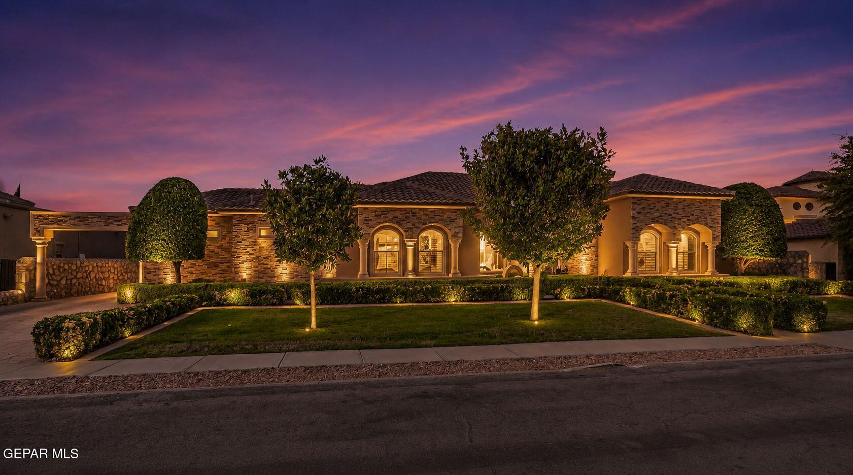 4500 Honey Willow Way Property Photo 3