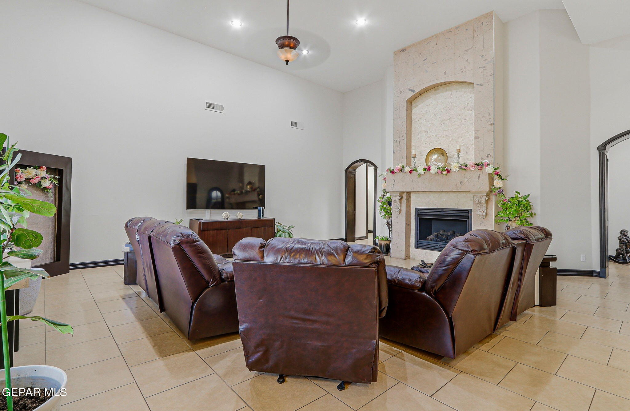4500 Honey Willow Way Property Photo 16